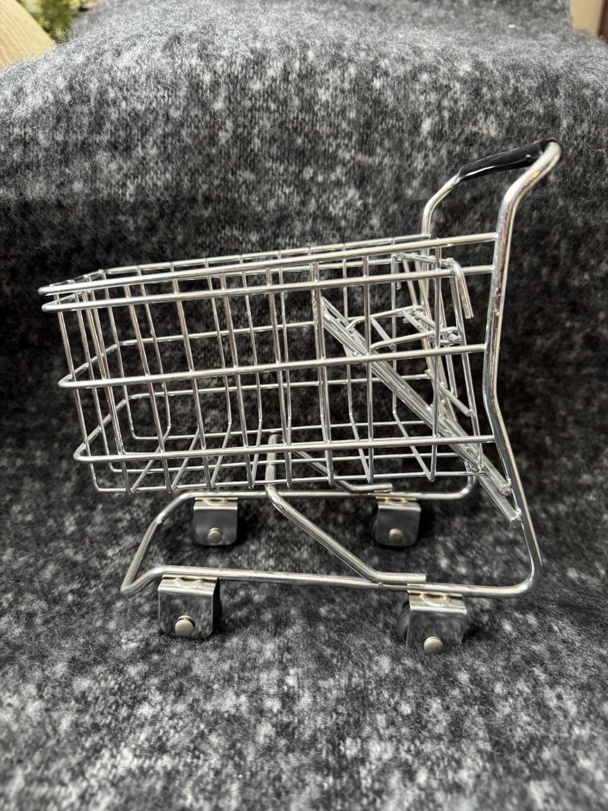 MINI GROCERY FOOD SHOPPING CART TROLLEY DOLL HOUSE DECOR HANDLE WHEELS 8X5X8.5