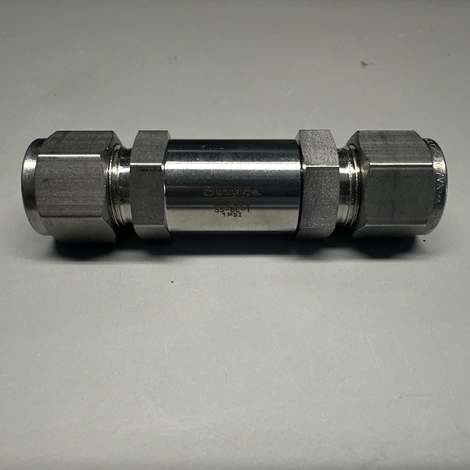 Swagelok SS-8C-1 Check Valve, 1/2” 1 psi Cracking Pressure Stainless Steel