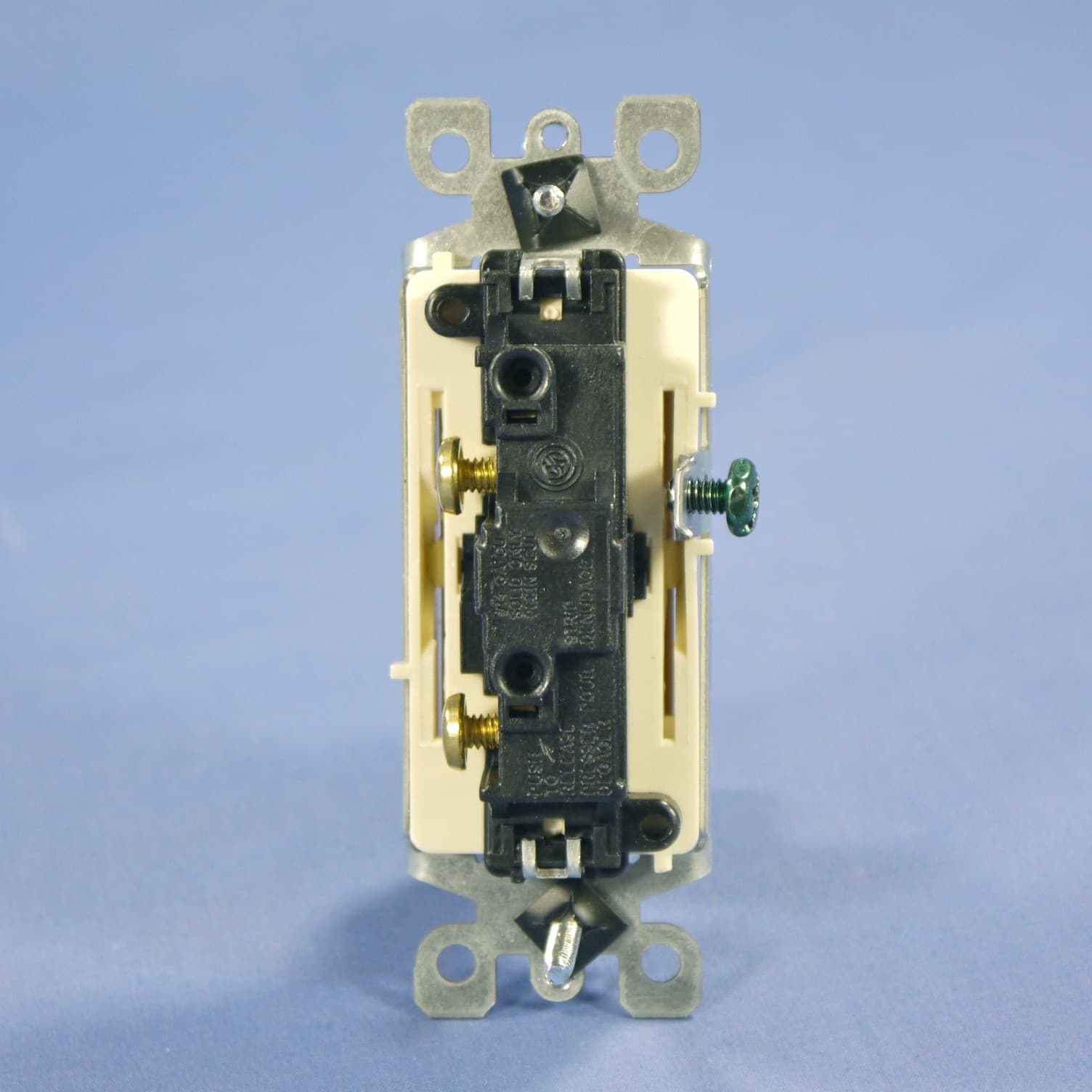 Leviton Decora Almond Rocker Wall Light Switch 15A Single Pole 5601-2A Boxed 5