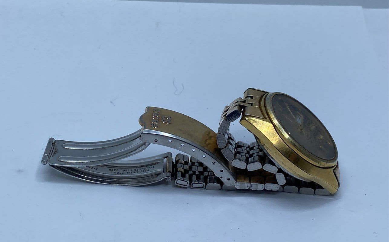 Men's Seiko SQ 4633-8029 1970's Retro 36mm Analog Day/Date S. Steel Watch 90g 4