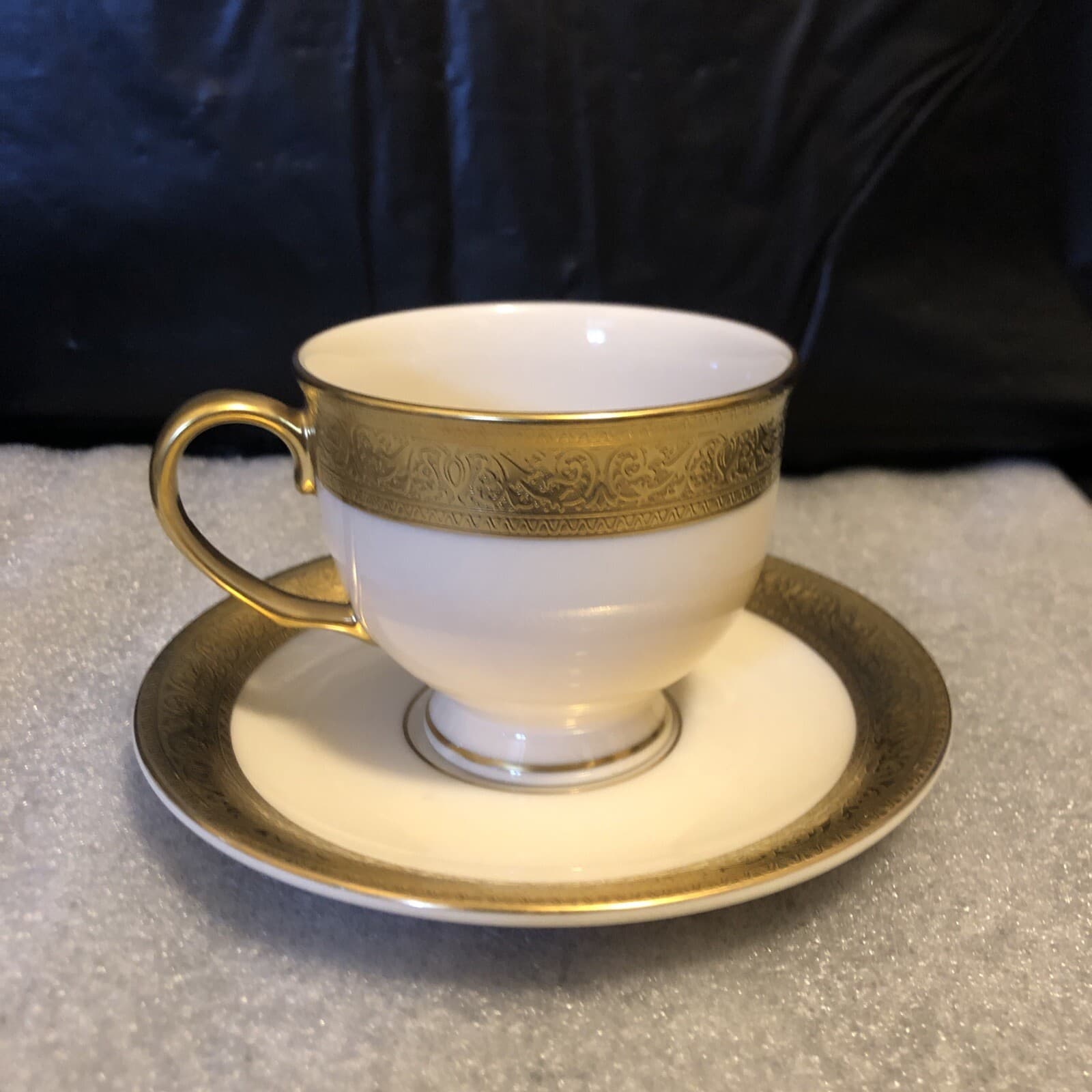 Vintage Lenox Westchester Footed Cup & Saucer Set w/Golden Encrusted Band