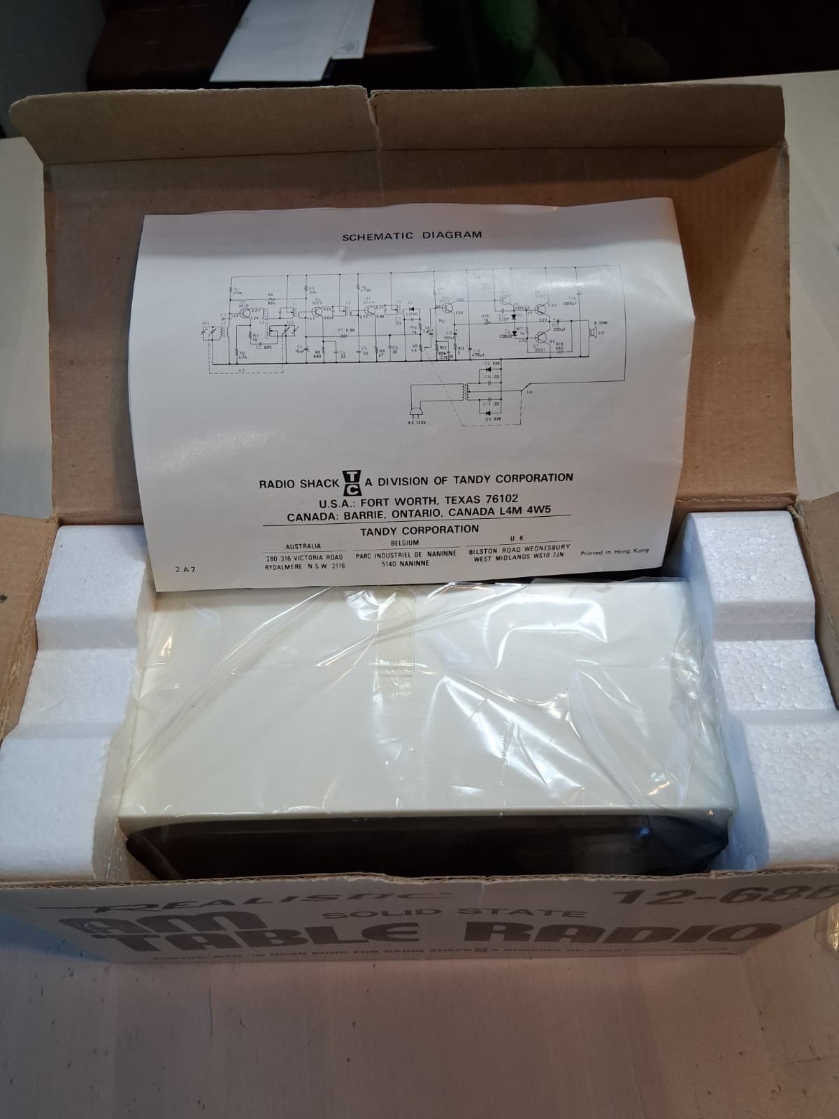 NEW - Realistic Am Table Radio 12-686 FREE SHIPPING  2