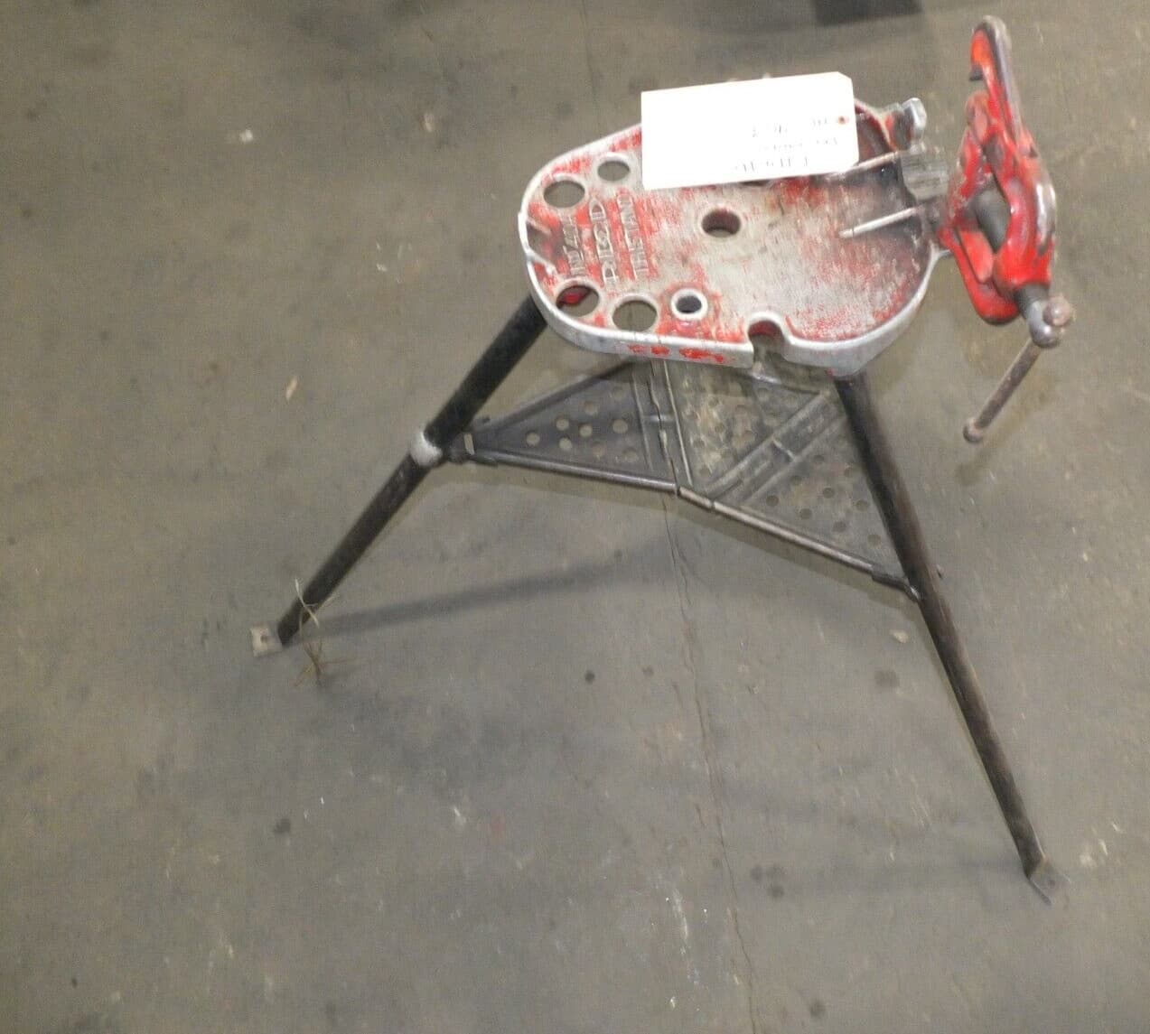 RIDGID TRISTAND - NO.  40 A  - 1/8" TO  2- 1/2" - CHAIN PIPE VISE  #1 2