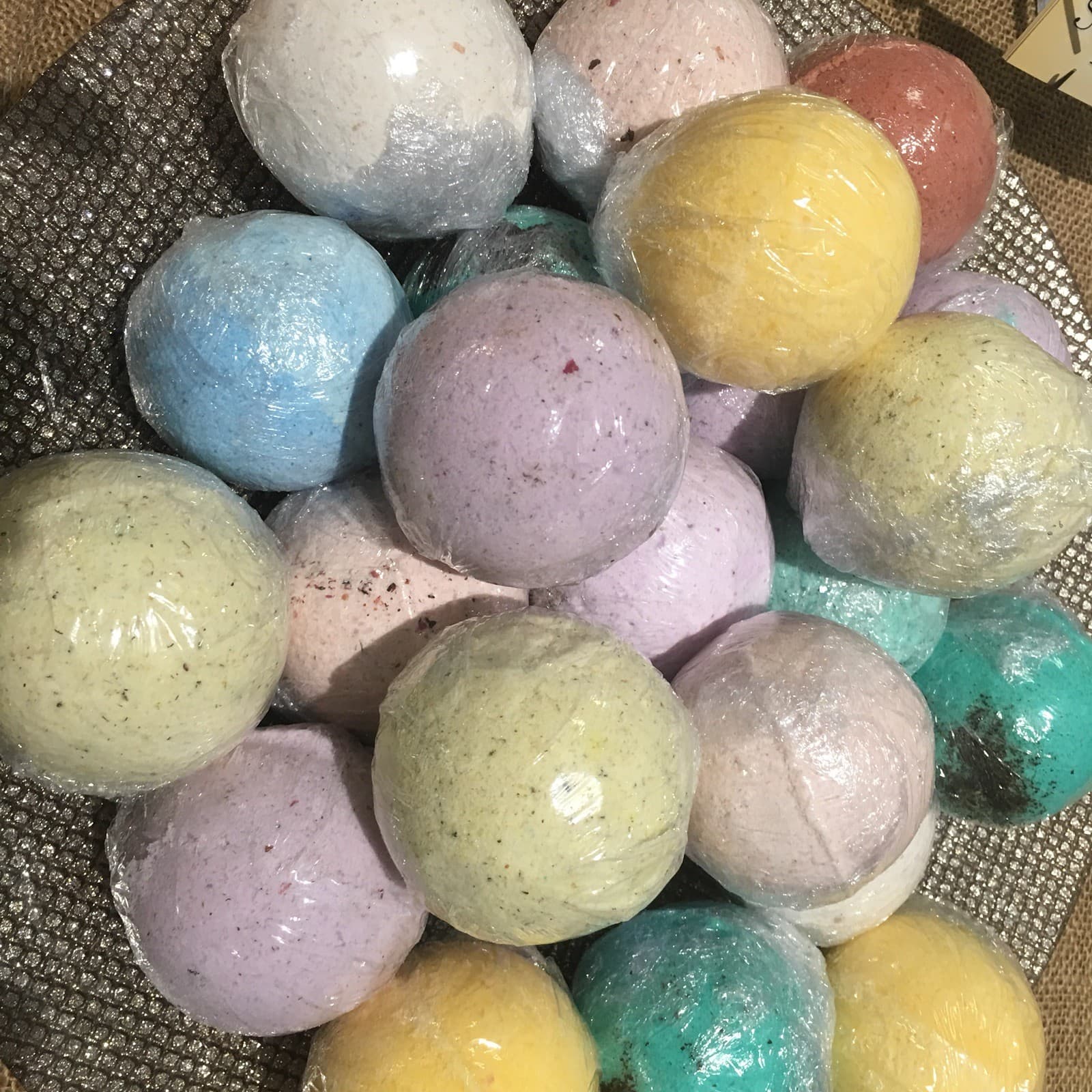  Bath Bombs Extra Large 7 oz 2