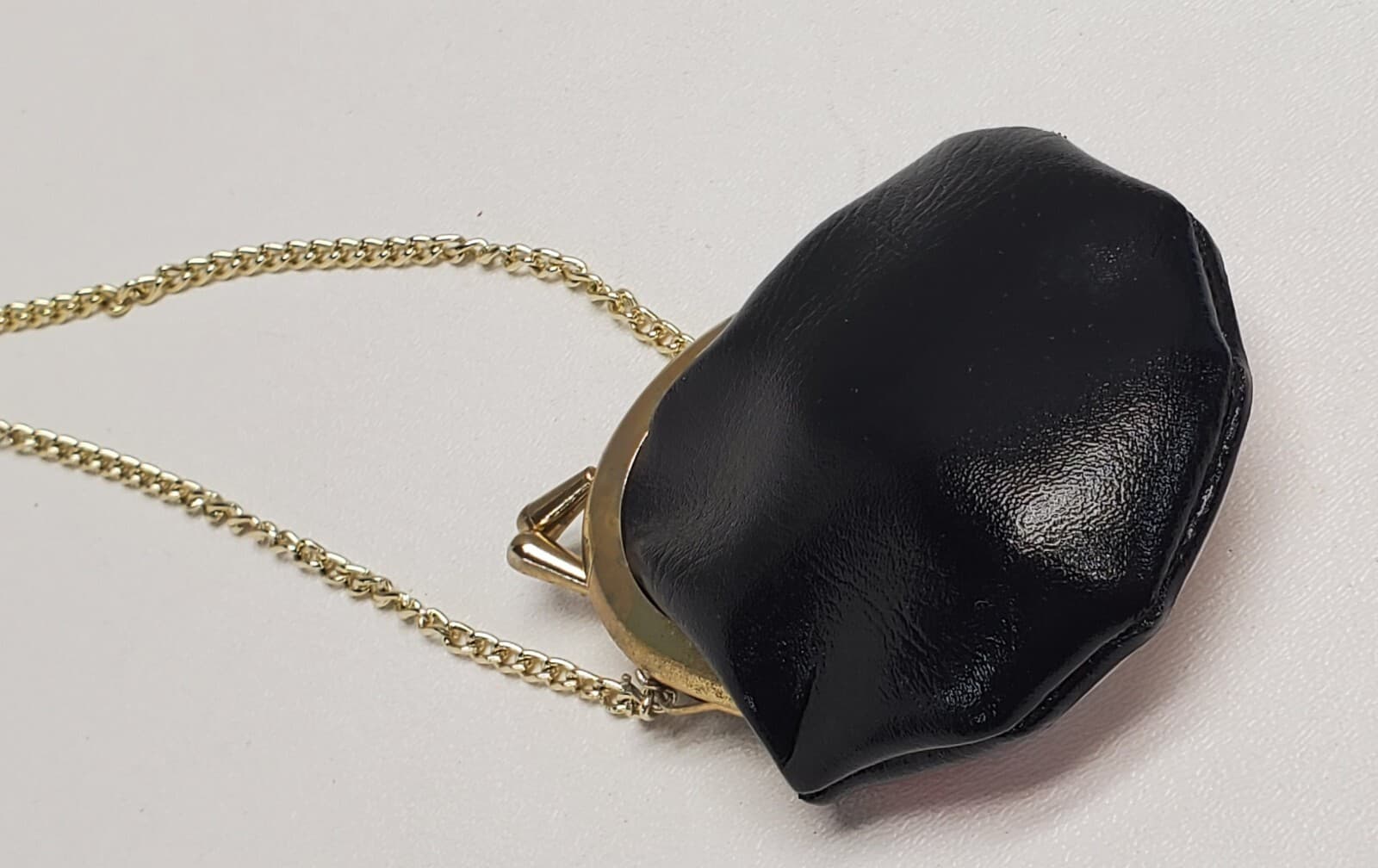 Vintage early 1970s Walt Disney Mickey Mouse Clock Change Purse Necklace RARE 5