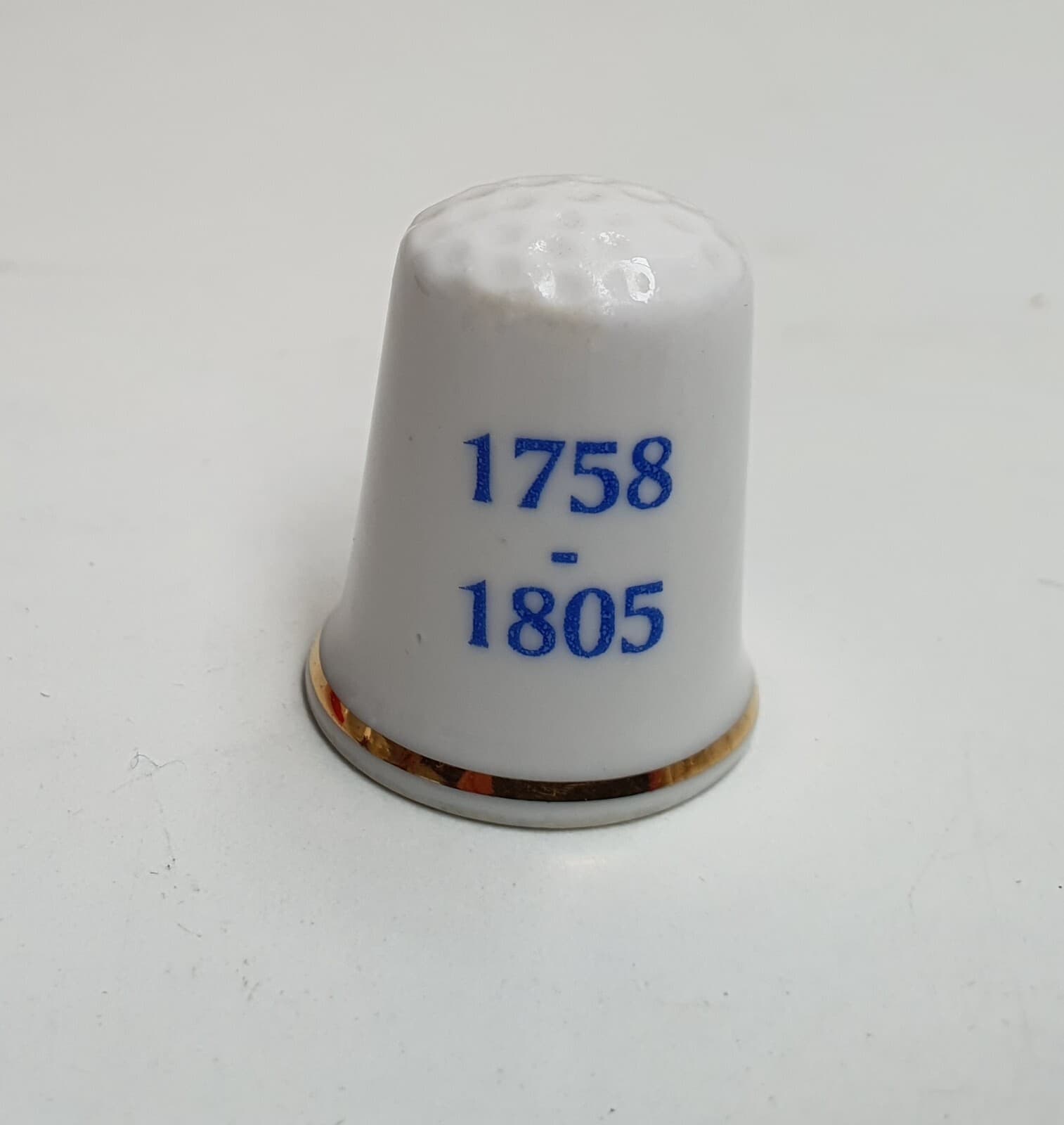 Norfolk China Lord Nelson 1758-1805 Commemorative Thimble 2.5cm Made in England 2