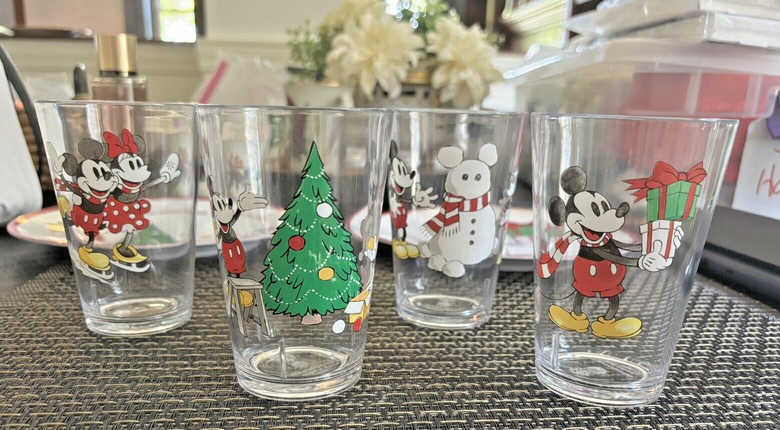 Disney Pottery Barn Mickey Mouse Cup holiday Christmas party gift peanuts SET ,