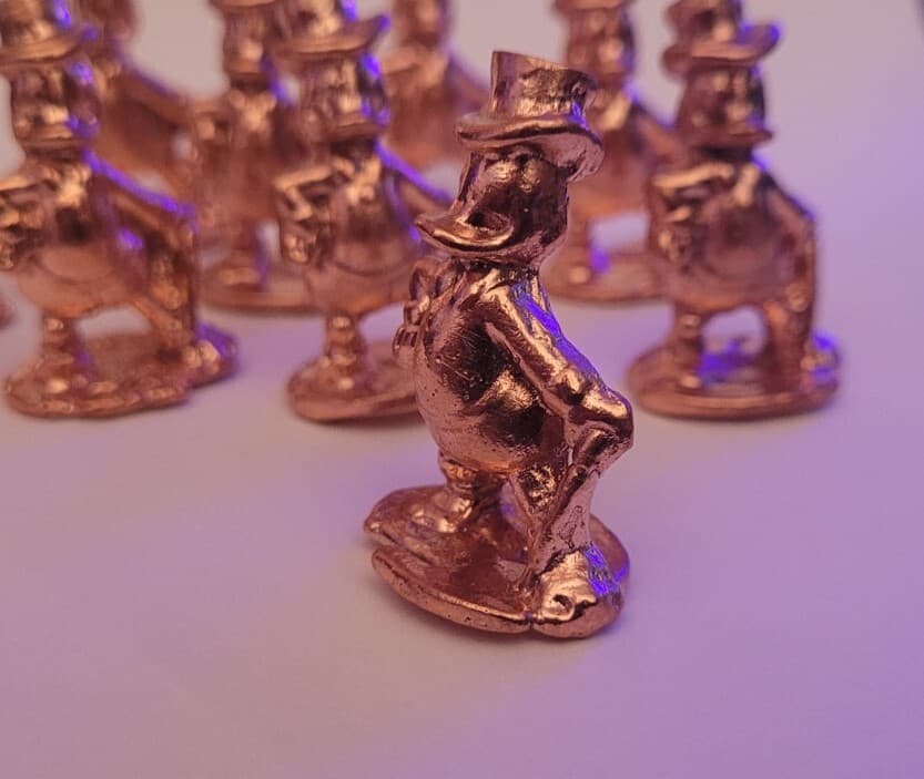 1 PIECE SCROOGE MCDUCK PURE COPPER STATUE 2