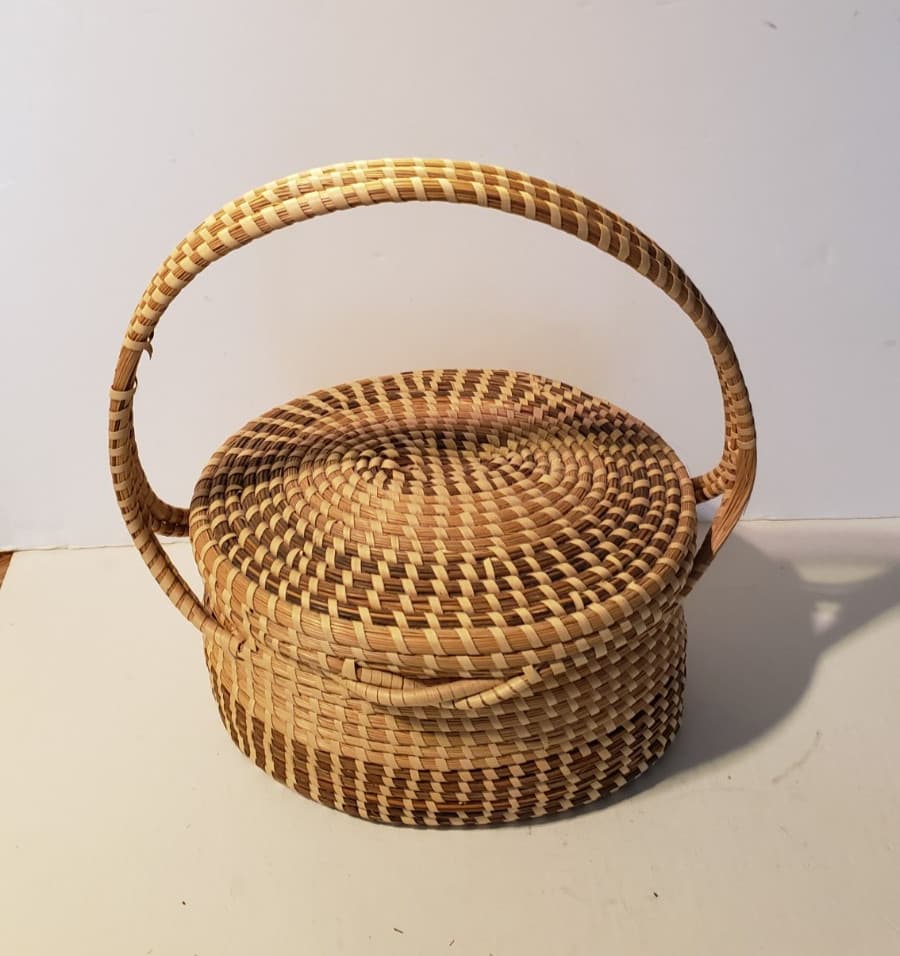 Gullah SC Sweetgrass Large Handled Basket With Attached Lid AS IS 3