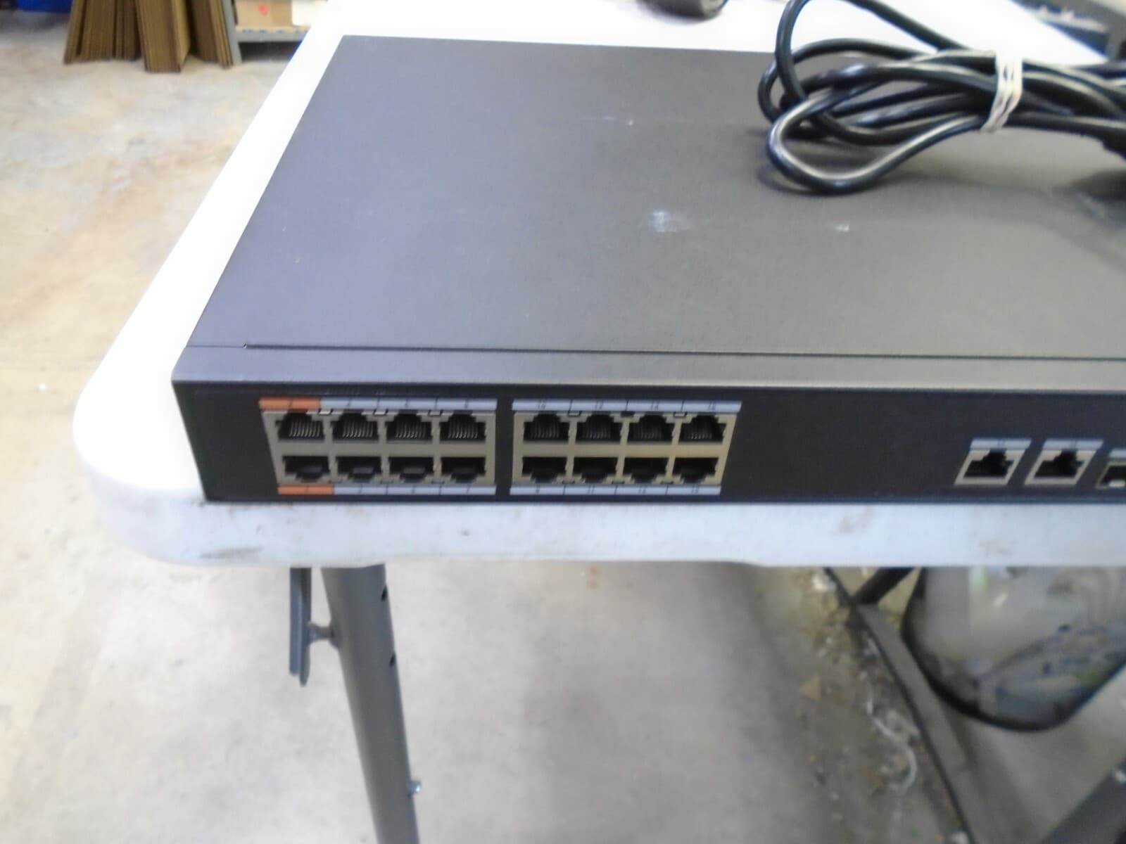  Q-See QAPE 1601 Power over Ethernet Switch 16+2 GIGA POE QAPE1601 for Ip Camera 2