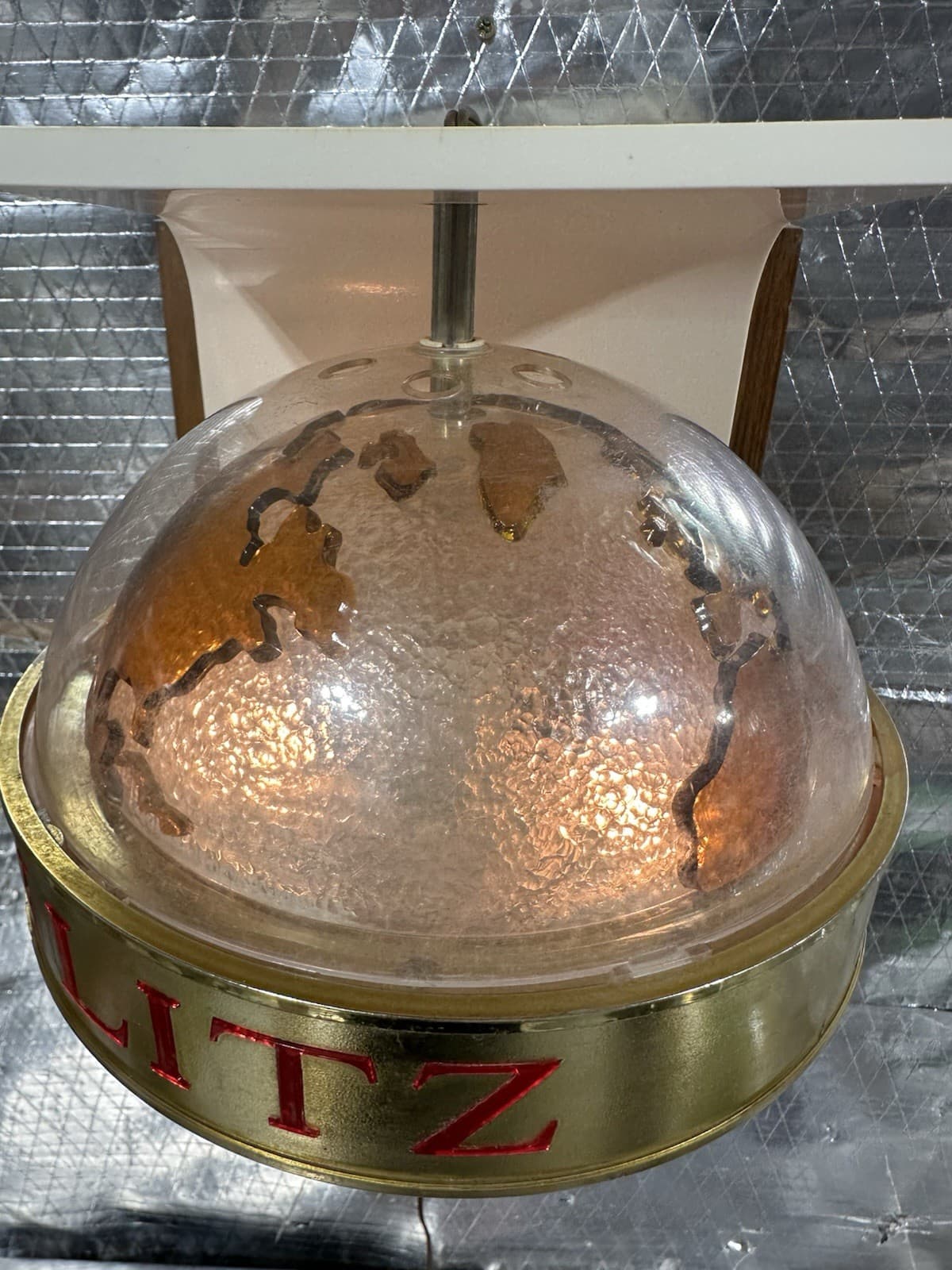 1960s Schlitz Beer Rotating Motion Globe Lighted Sign Wall Sconce 5