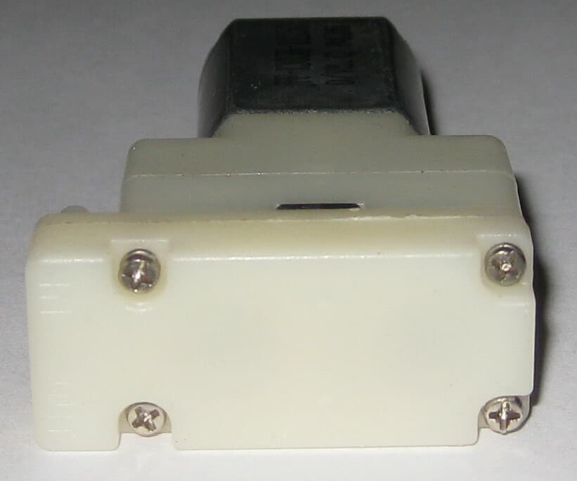 Mini Air Pump - 6V DC - 18 PSI Pressure - 8 PSI Vacuum - 0.5 L/min Flow - 700 mA 6