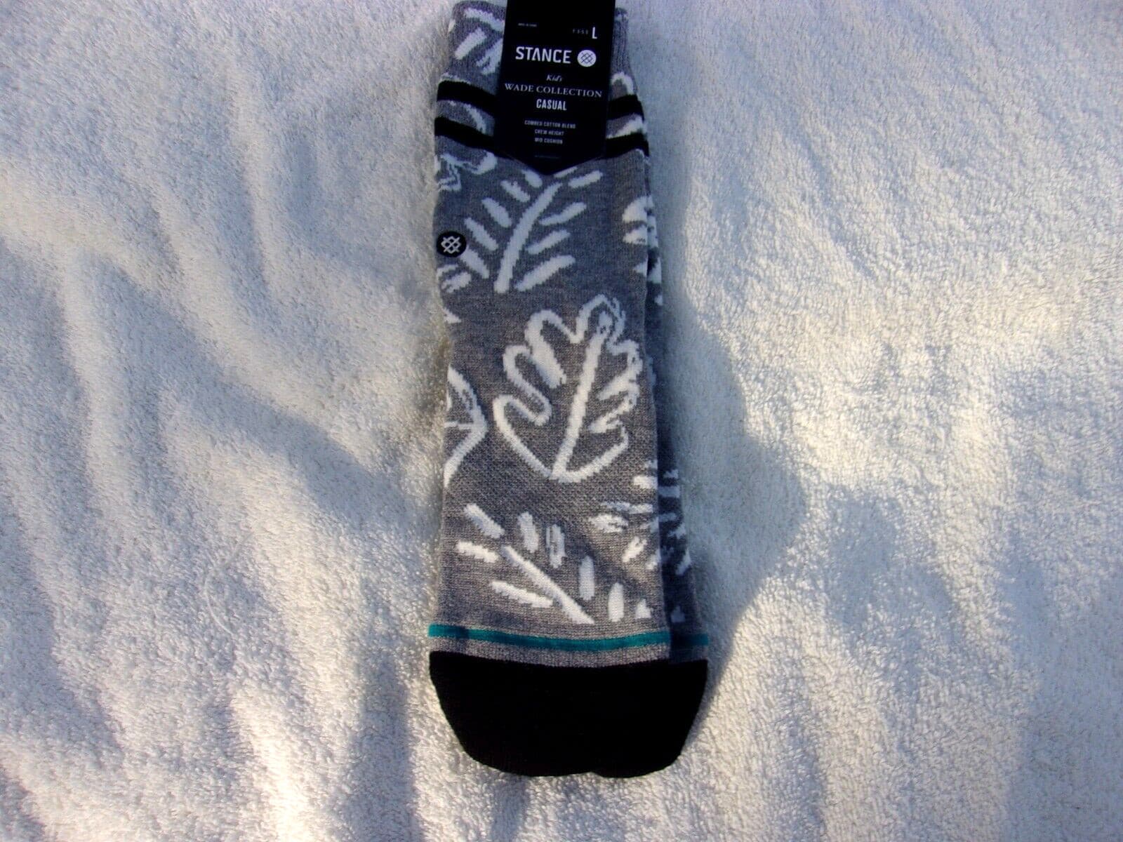 NWT Stance Kids casual socks, L, Youth 3-5.5, Dwayne Wade Collection, crew, gray