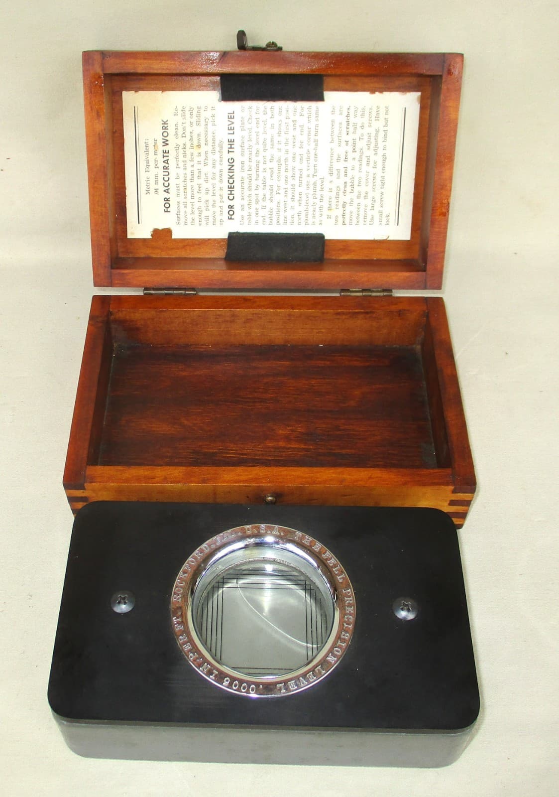 The Fell Precision Level 0.0005 In Per Foot Measurement in Box With Instructions 2