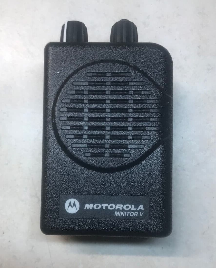Motorola Minitor V (5) UHF 2-Channel Stored Voice Pager 414-421.9875 MHz