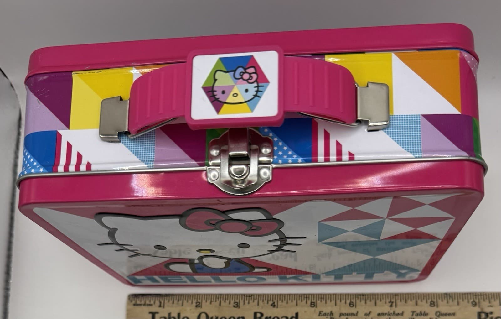 Sanrio Hello Kitty Tin Collectible Lunch Box/Purse 2014 5