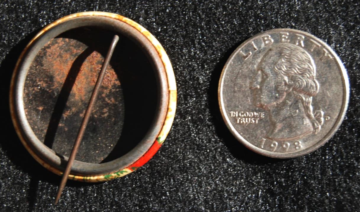 Early Vintage Henry Moss & Co. SANTA CLAUS Celluloid Pinback Button 2