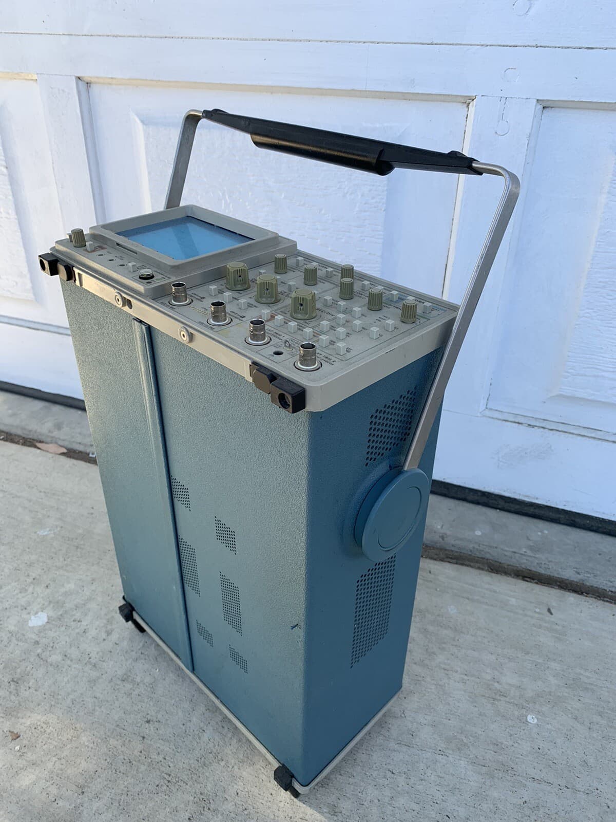 Calibrated Tektronix 2432A Oscilloscope 300MHz 2CH was $8000 new in 1990 3