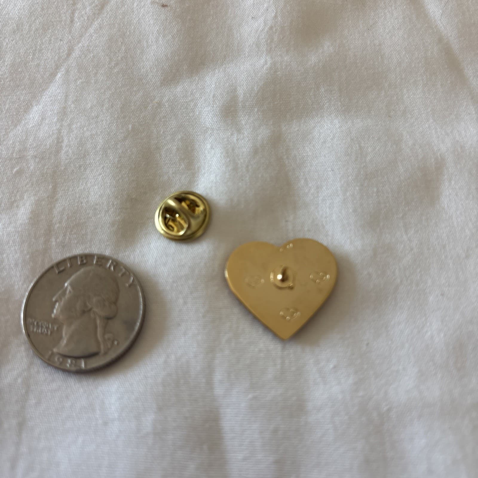 Airbus Plane Company Love Heart Lapel Pin Free Ship in USA 3