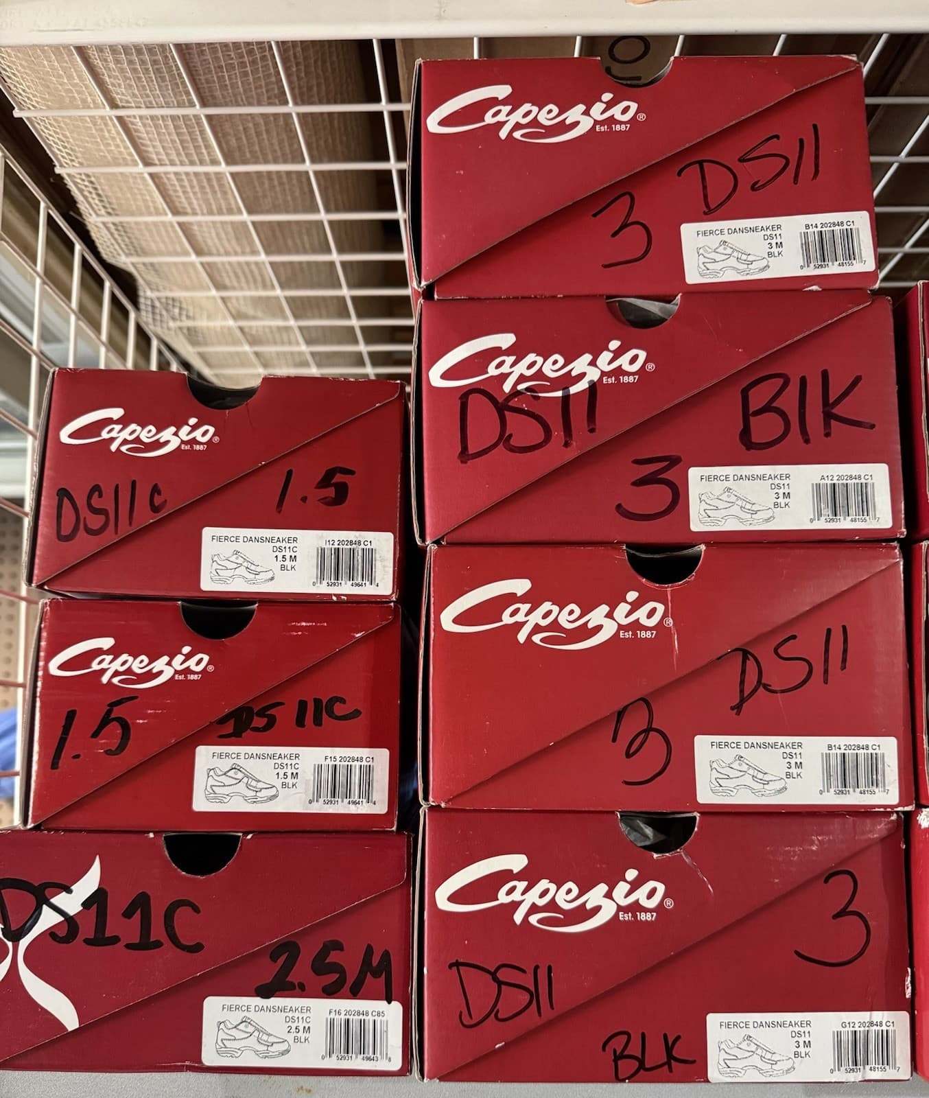 Capezio Unisex Black Fierce Dansneaker Hip Hop Dance Shoes Sizes 1.5 to 11 2