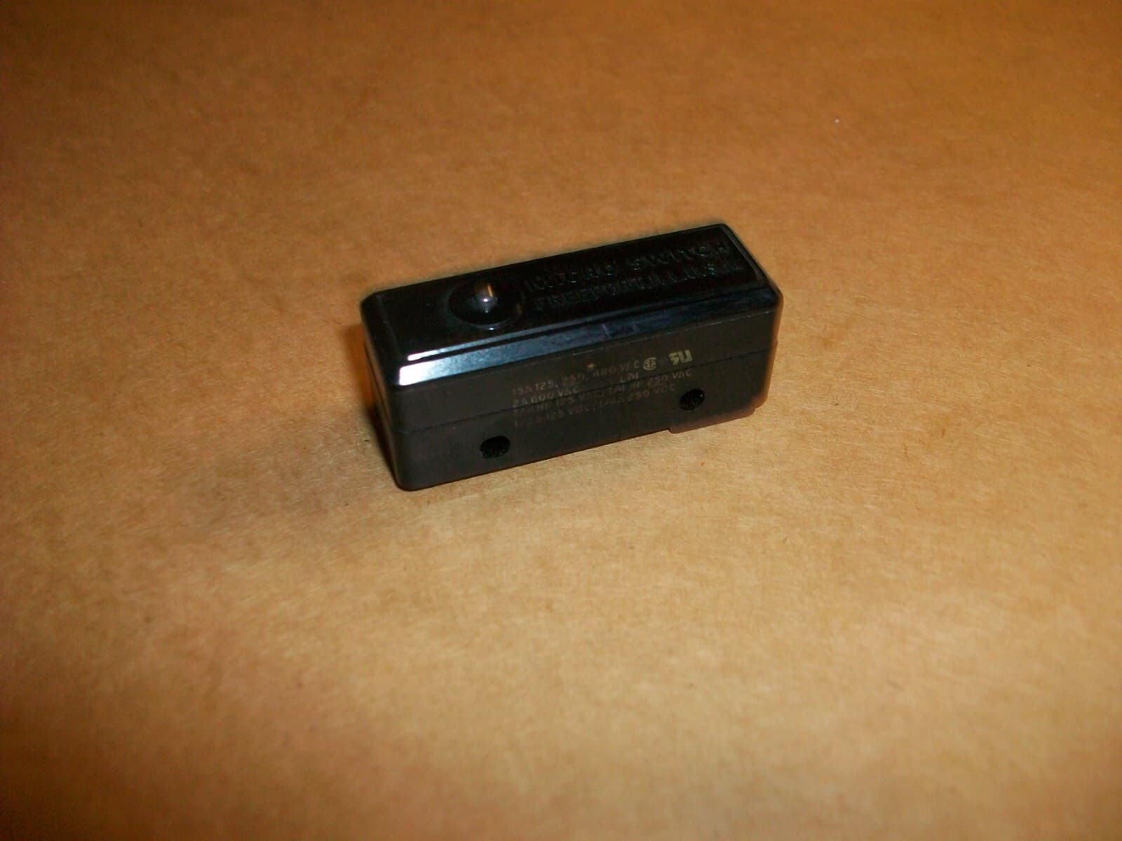 Honeywell Micro Switch BZ-2R Industrial Snap Action Switch NEW