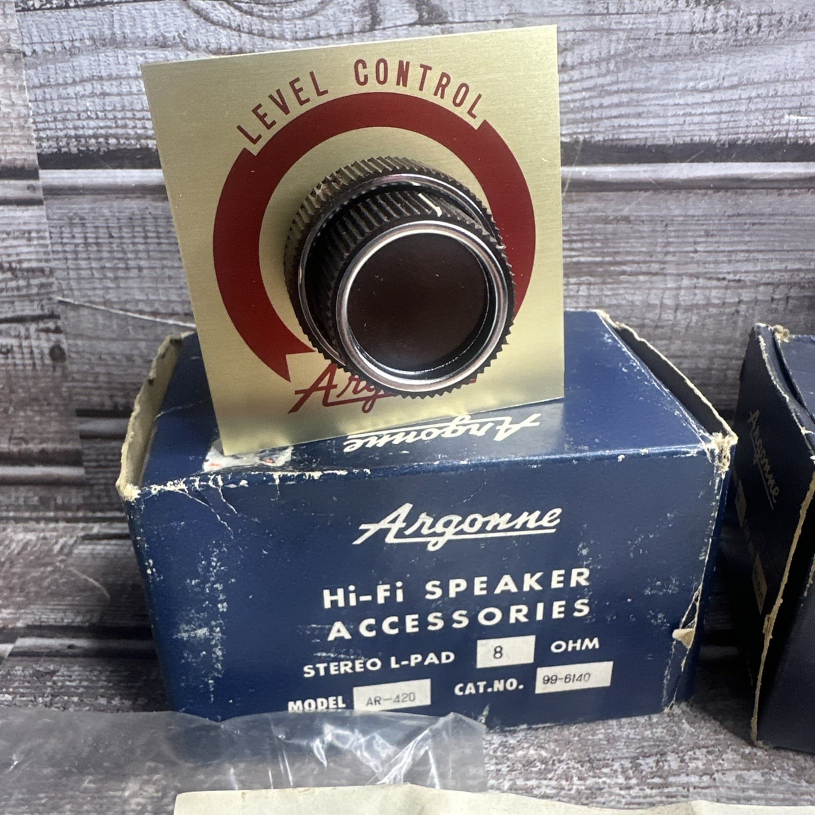 (2) Argonne Hi-Fi Speaker Stereo L-Pad 8 Ohm Model AR-420 Catalog #99-6140 NOB 5