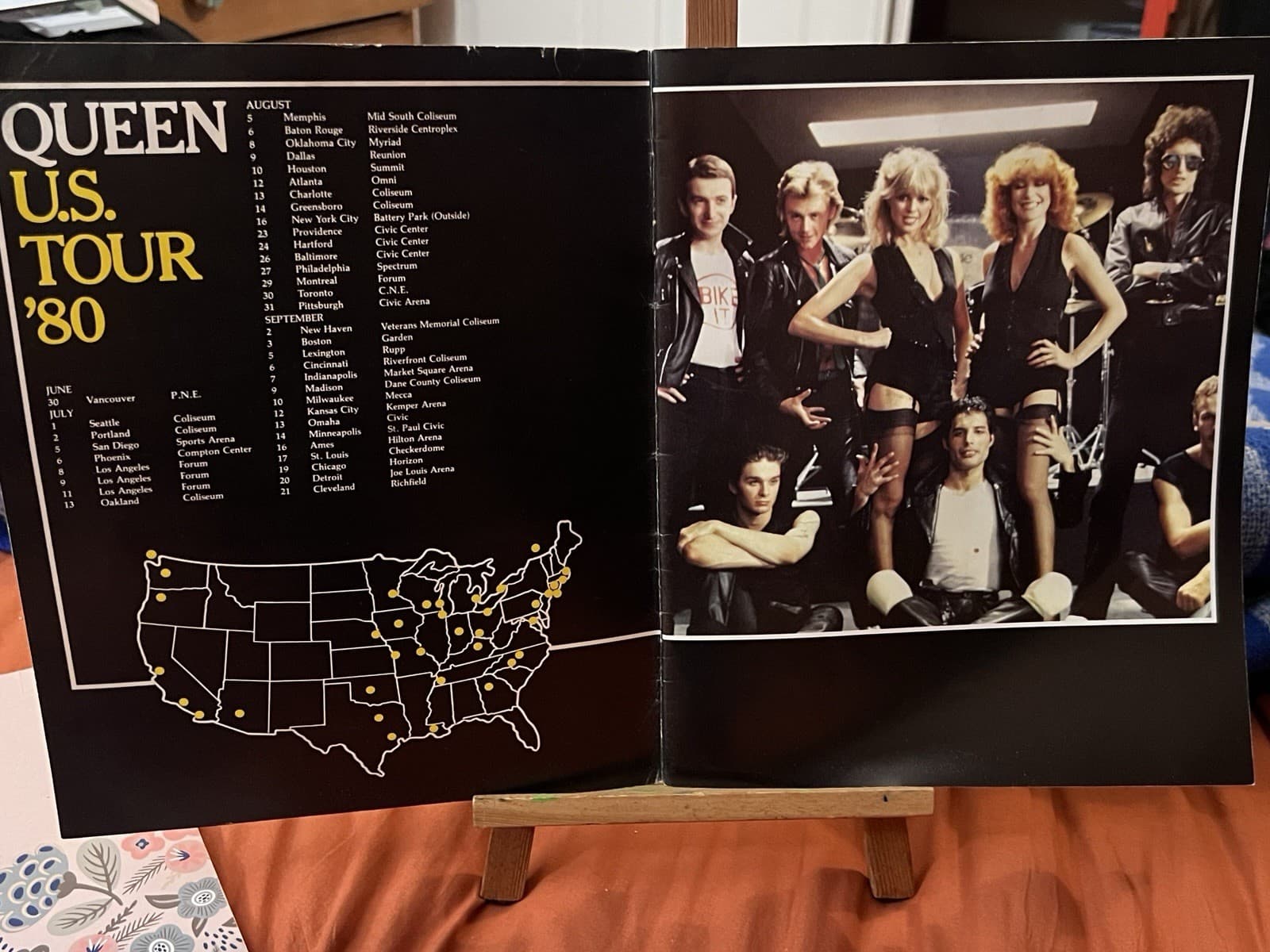 QUEEN The Band Concert Tour Program Book. USA 1980 Tour 3