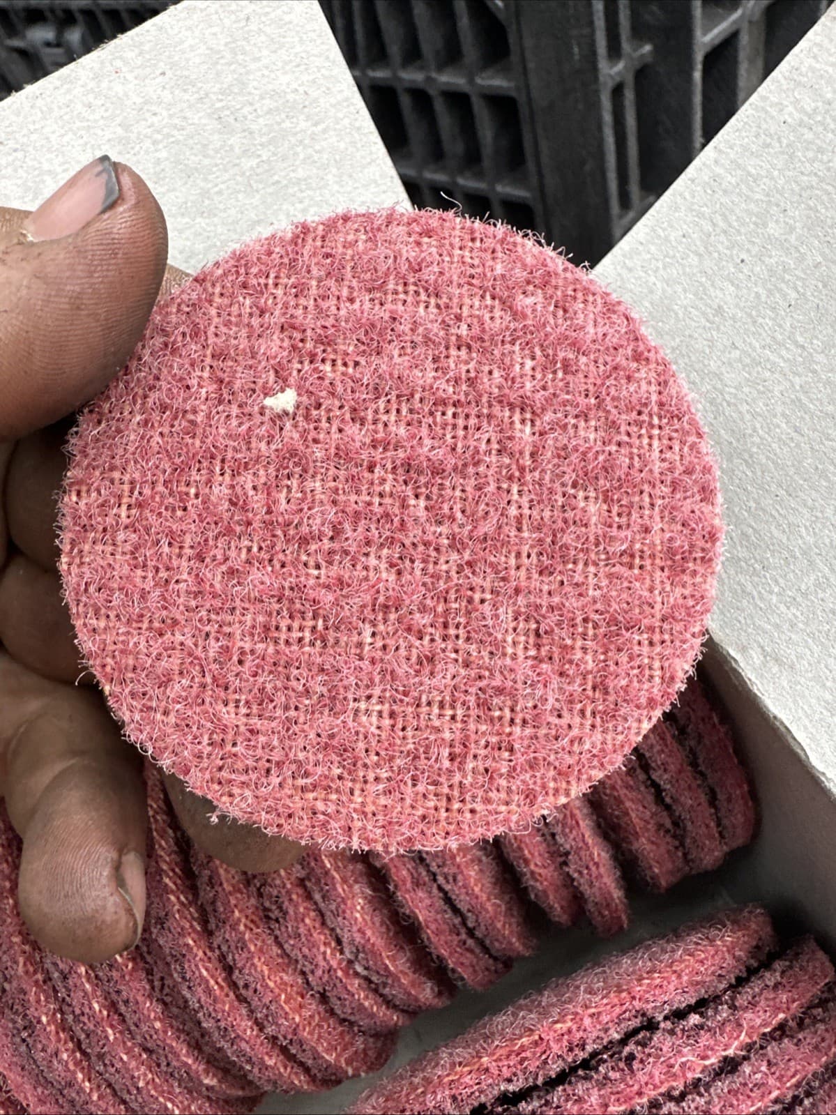 PFERD 3” Medium Hook Loop Surface Conditioning Fast Removal Non Woven Abrasive 4