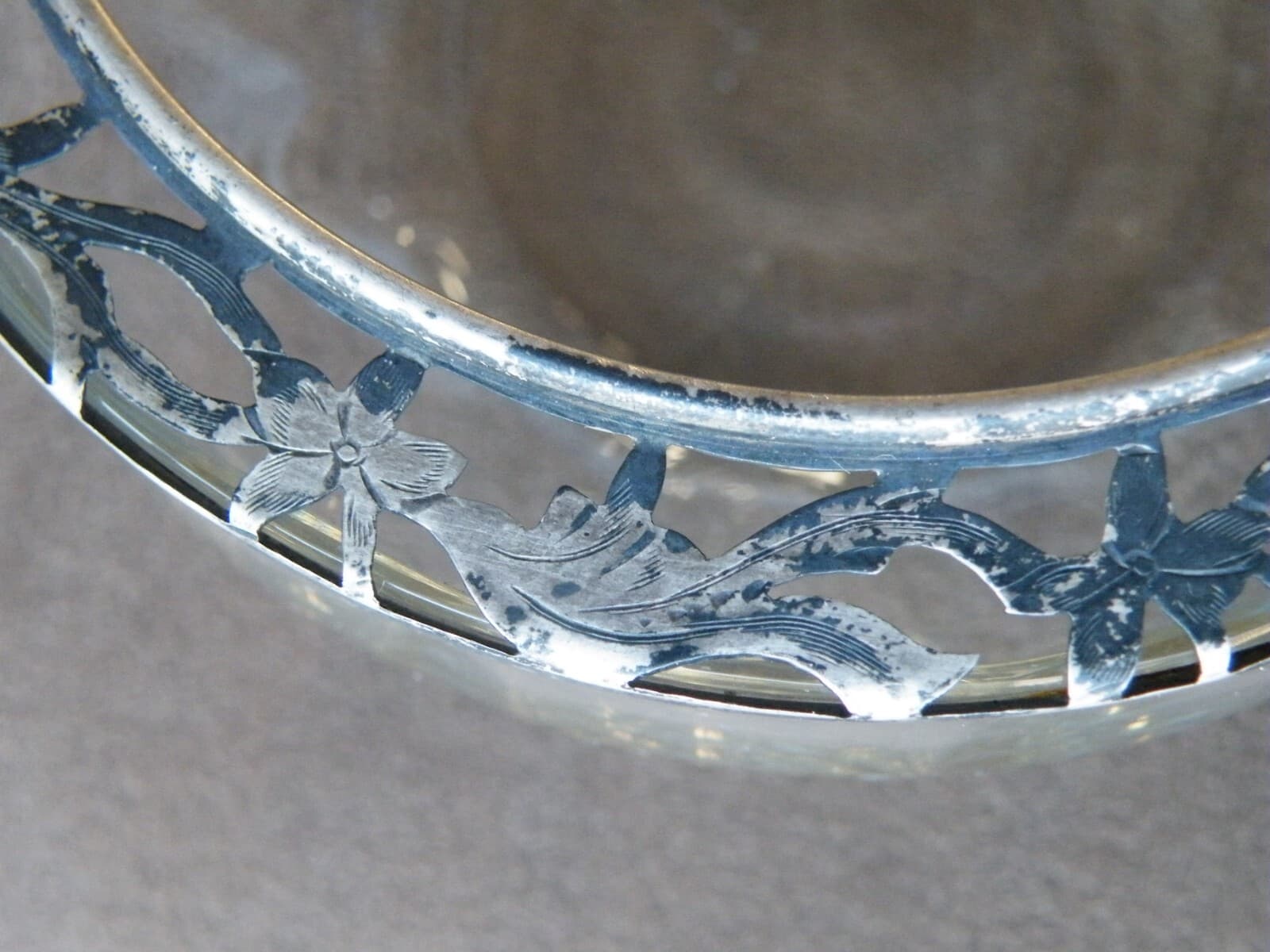 Vintage International ? Silver Sterling Silver Rim Cut Detail Glass Bowl FREESHI 3