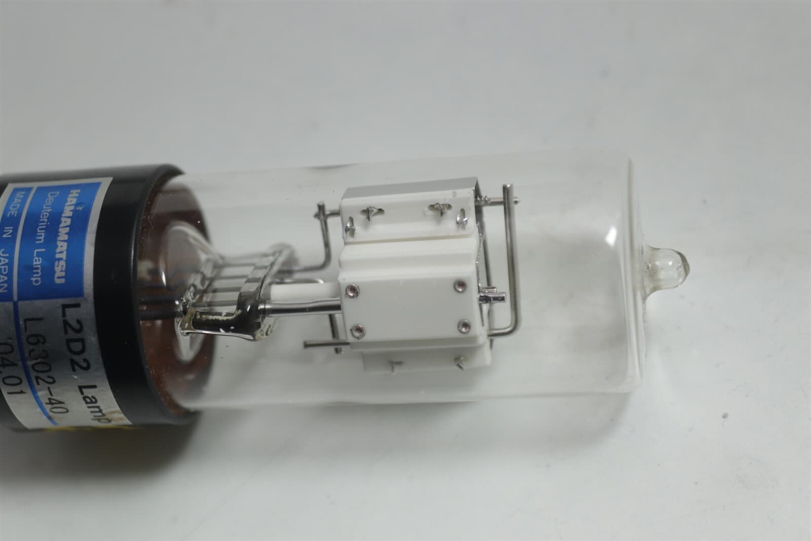 Hamamatsu L2D2 Deuterium Lamp L6302-40 Calibration Lamp 4