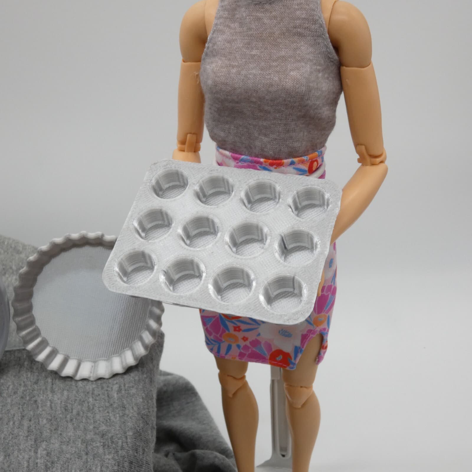 1/6 Scale Doll Furniture Set of Baking Pans Steel Tone Integrity Barbie Diorama 6