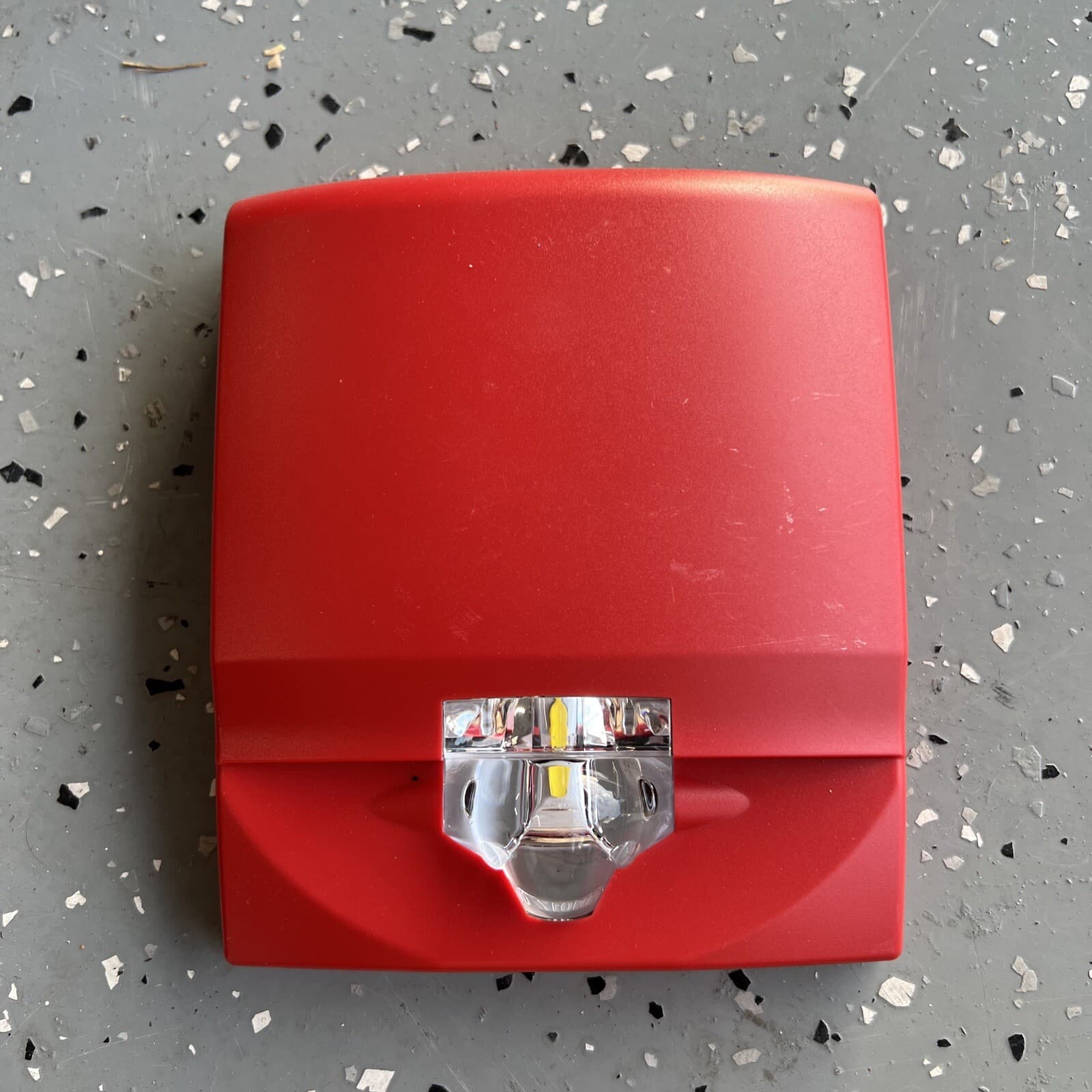 Edwards G4VRF Wall Strobe