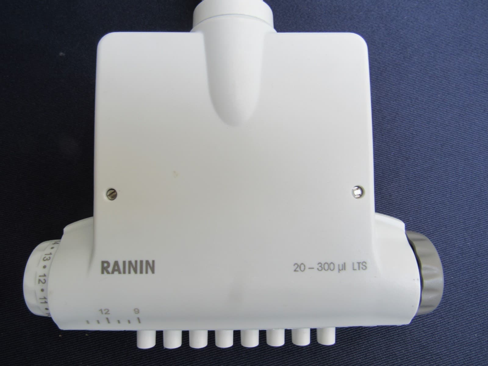 Rainin E4 XLS  electronic pipette 20-300uL LTS 8 channel adjustable width 3