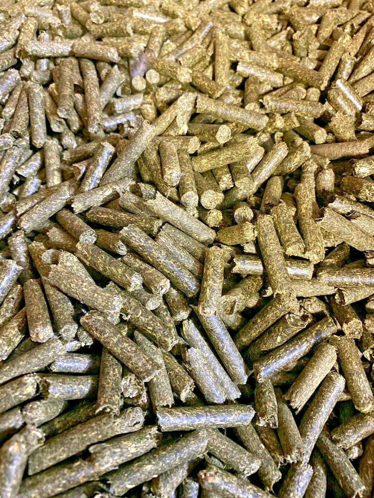 2 Pounds Premium 100% Alfalfa Pellets Rabbit Hamster Guinea Pig goat horse cow 2
