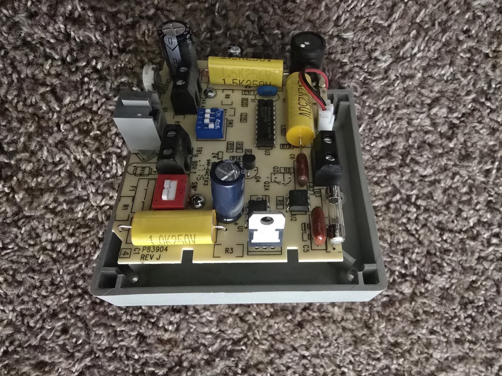 PARTIAL Wheelock UTA-WH  Universal Telephone Alert With Strobe STROBE & PCB ONLY 3