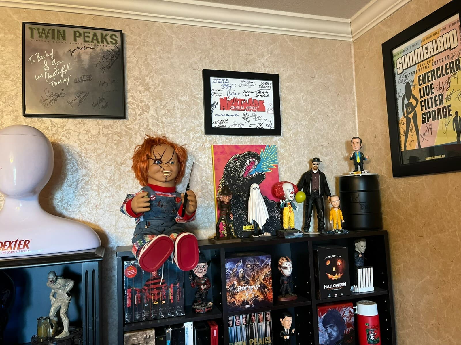 A Nightmare On Elm Street Title Card- Cast-Signed- 8.5x11- Autograph Reprints 4