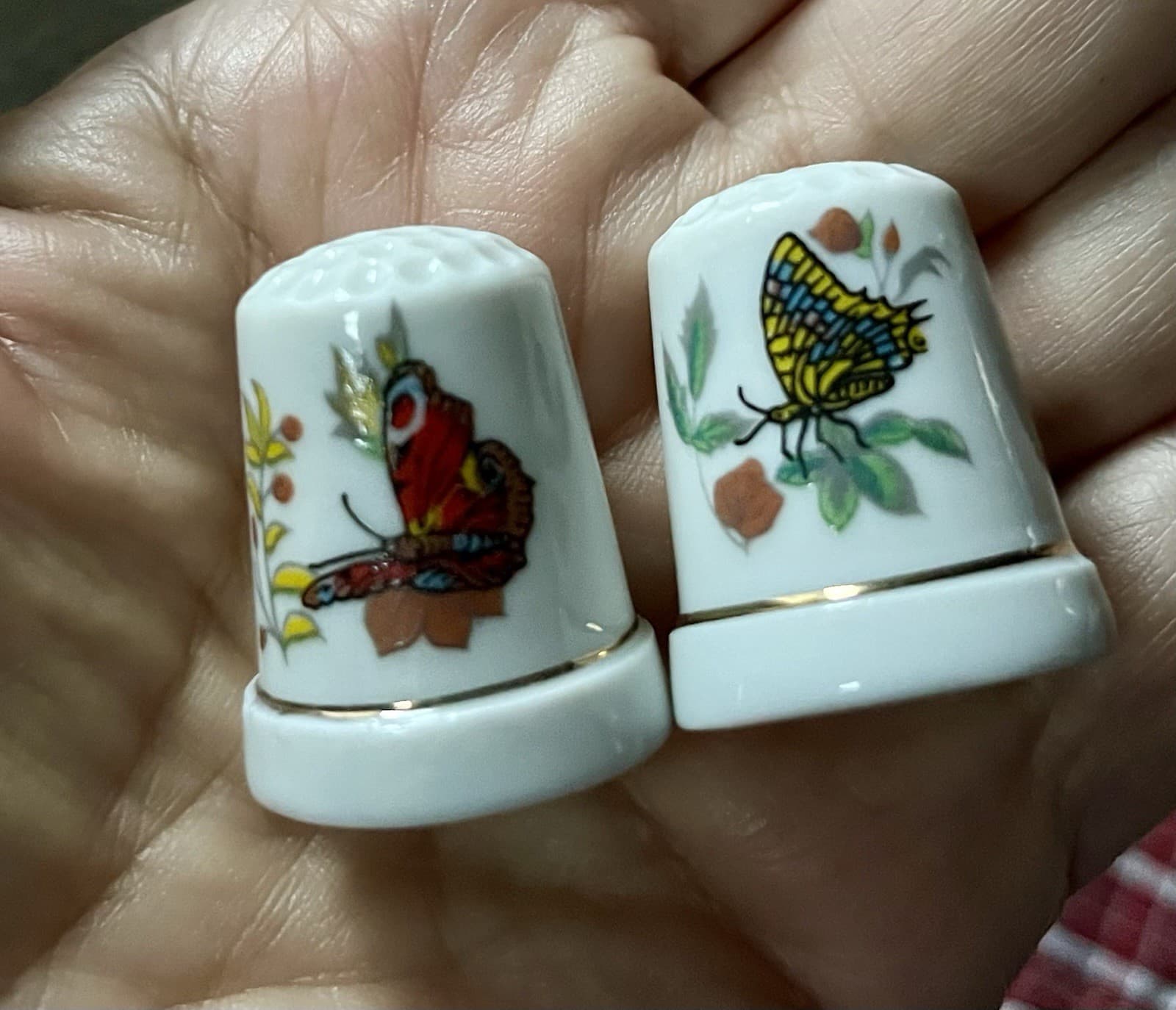 Thimbles Lot Of 29 Metal Ceramic Bone China Plastic Brass First Ladies Christmas 5