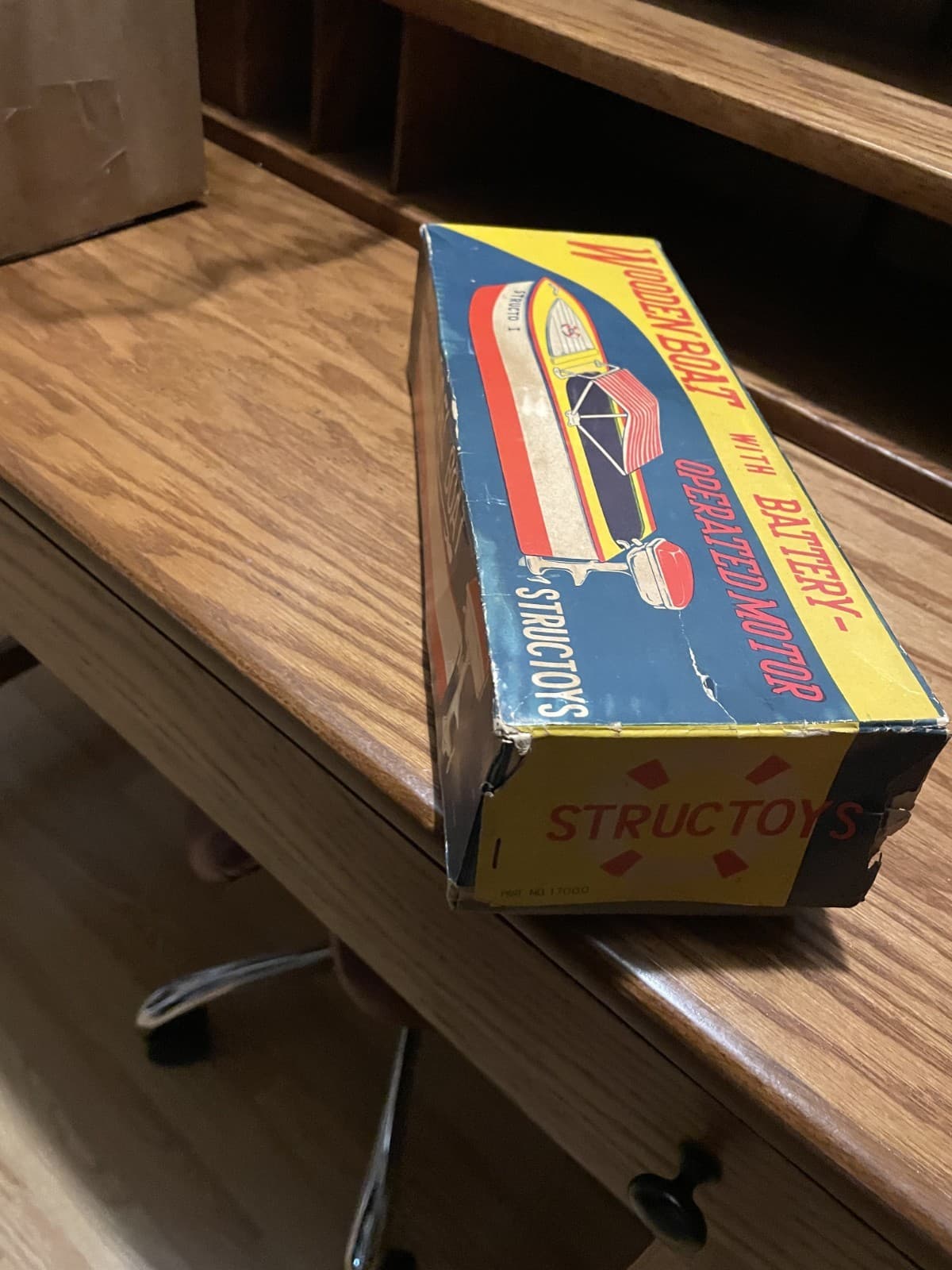 Structo boat with box 6