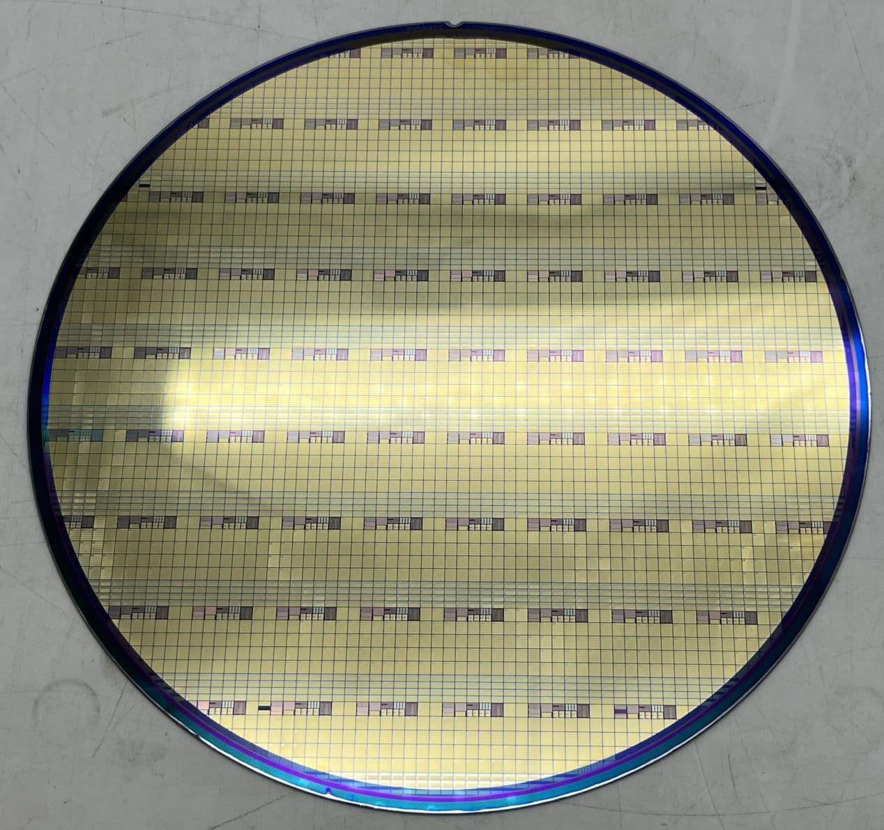 200mm (7.87 inches) Silicon Wafer, Gold Exposed Disk for Art, Science, Novelty 6