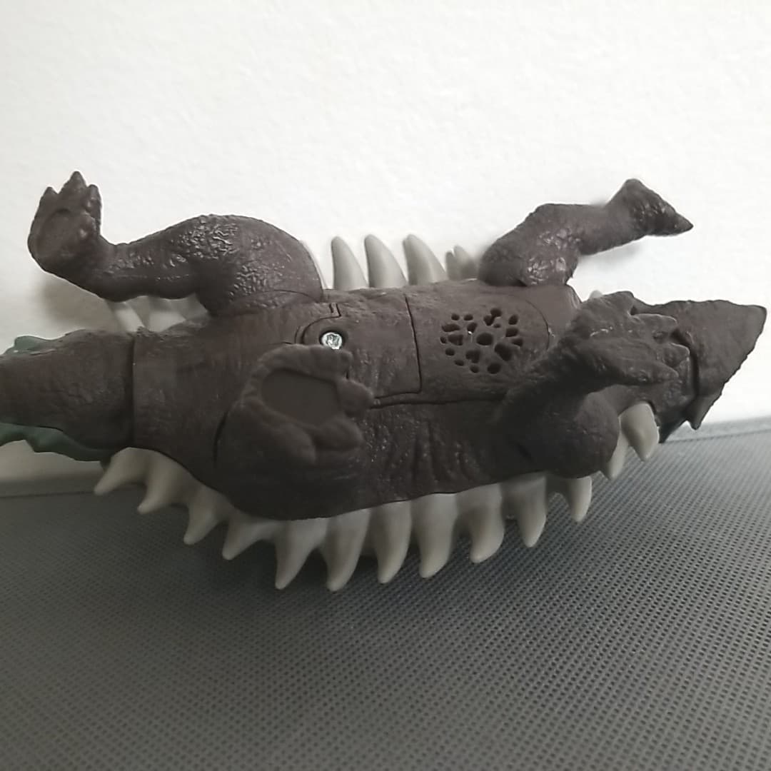 Jurassic World Roarivores Ankylosaurus Figure Dinosaur Roars Tail Moves Mattel  5