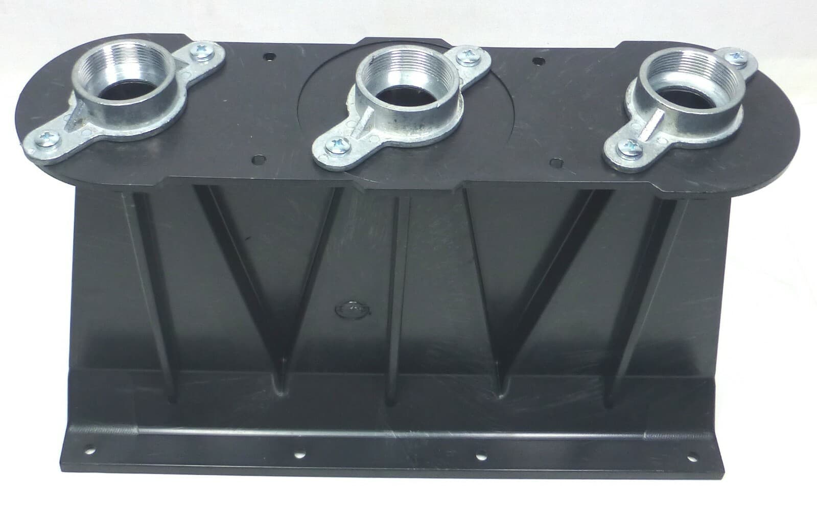 LASE 13" x 5" Triple 1 3/8" Screw -On Drivers Line Array Compression Horn