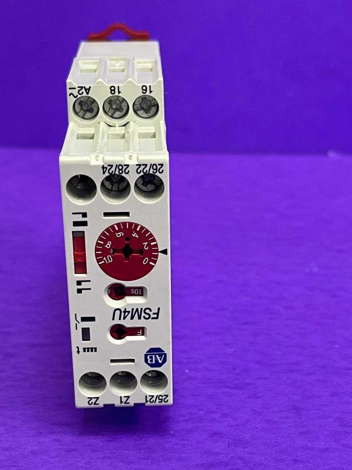 Allen Bradley 700-FSM4UU23 Timing Relay,24-240 Vac 24 48 VDC 0.05S-6hr