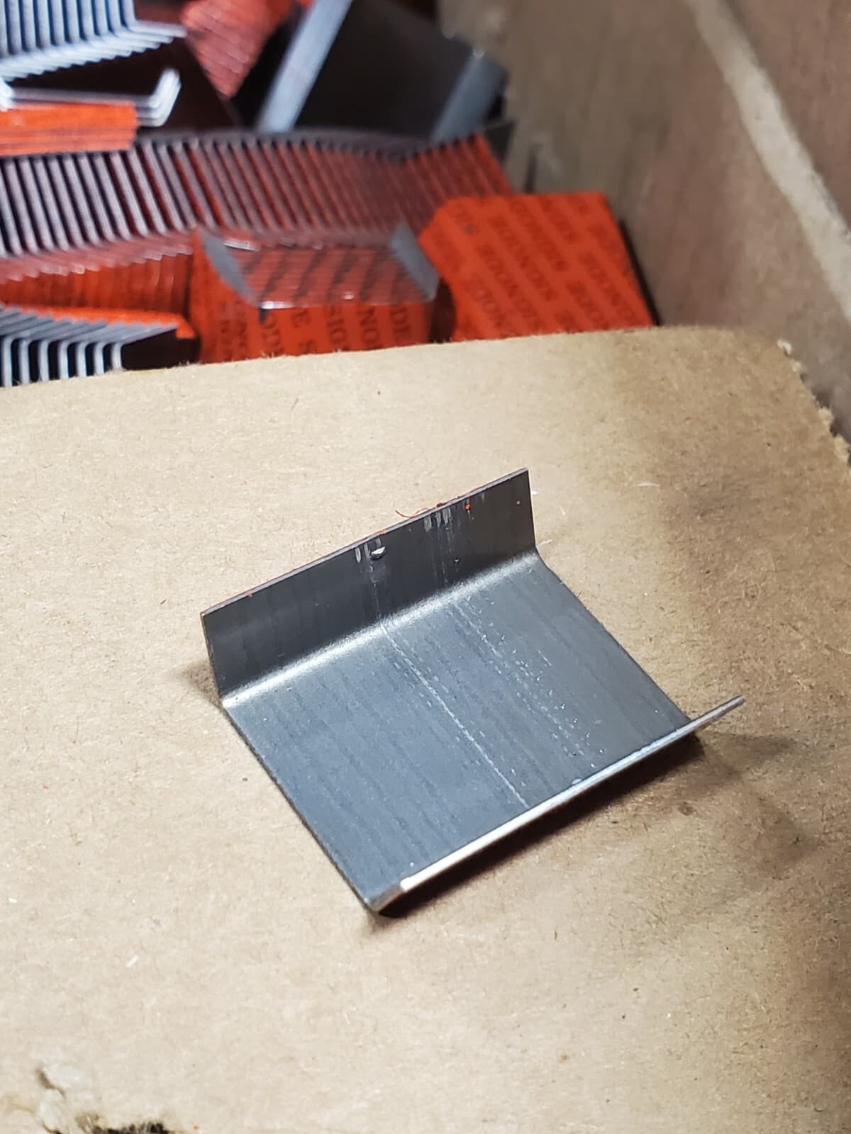 1000 PIECES - SIGNODE Nestack Steel Strapping Seals 58/34AMP #000567, 5/8" 3