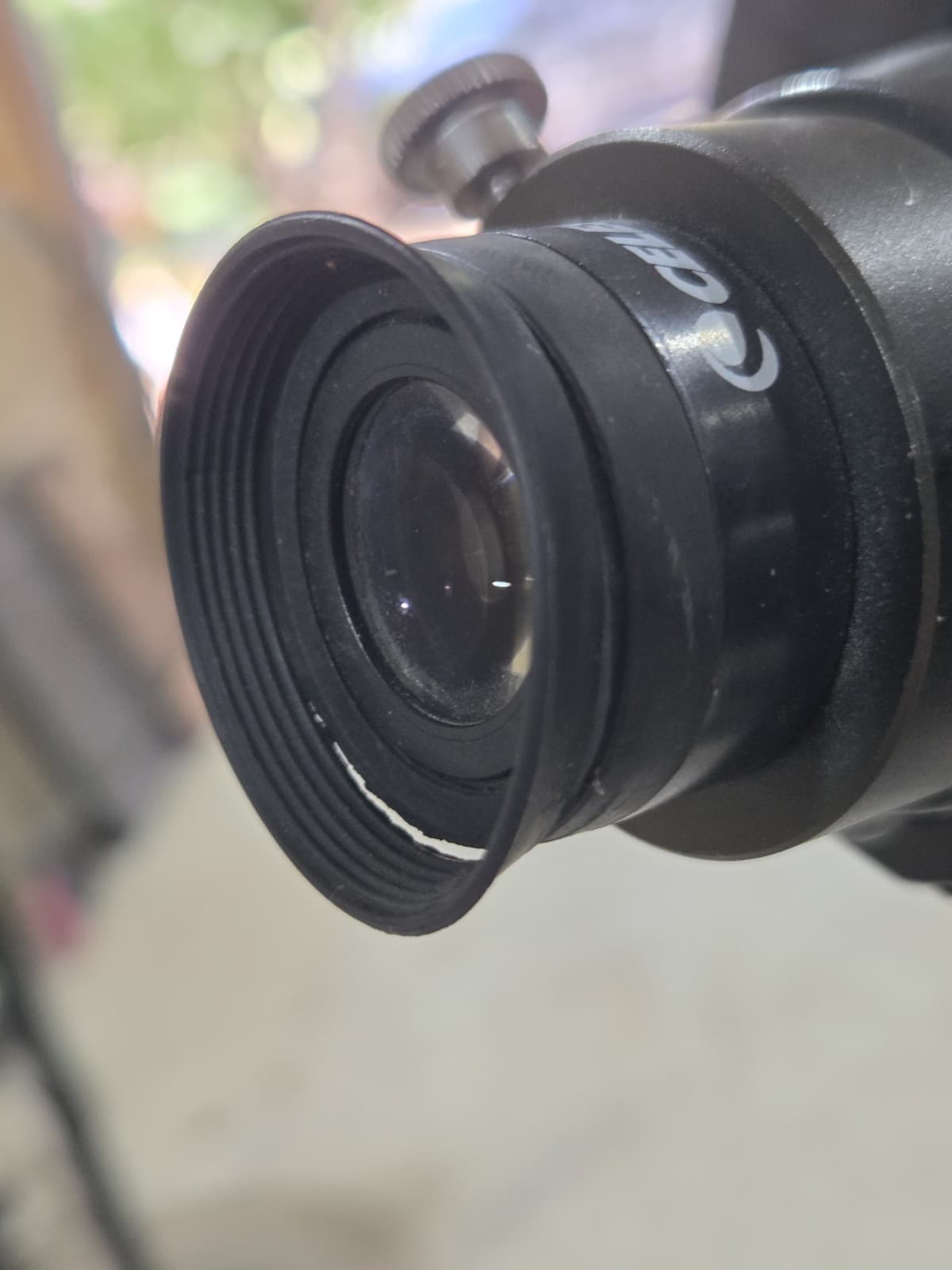 Celestron Astromaster 114 EQ  Telescope 114mm F1 =1000 F/9 Model 31042 5