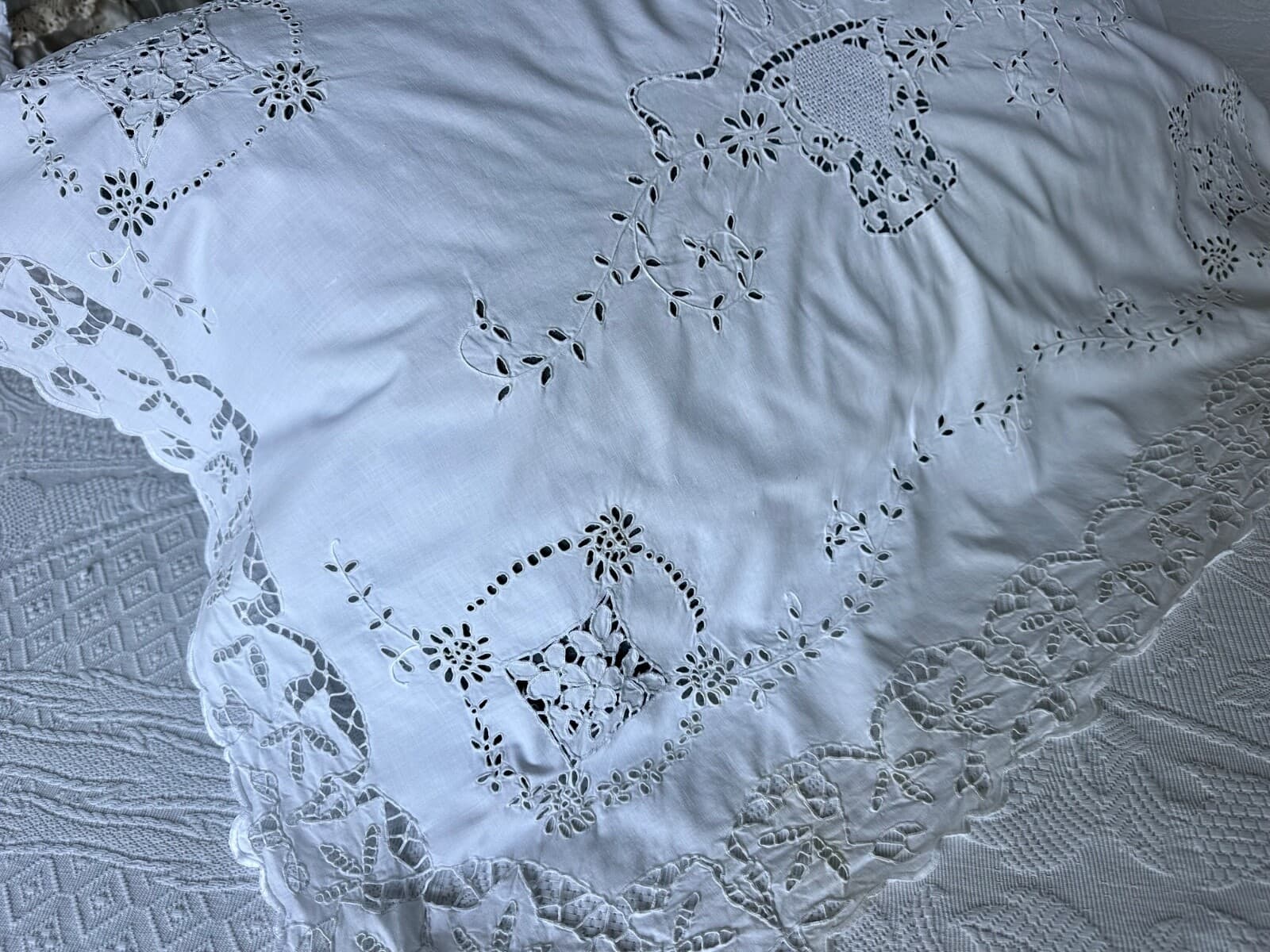 Antique Pillow Shams LARGE PAIR Handmade Richlieu Cutwork Embroidery 3