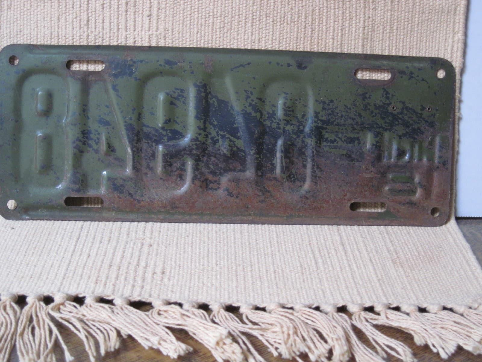 Vintage 1918 Michigan Touched up license Plate with Original Seal. 4