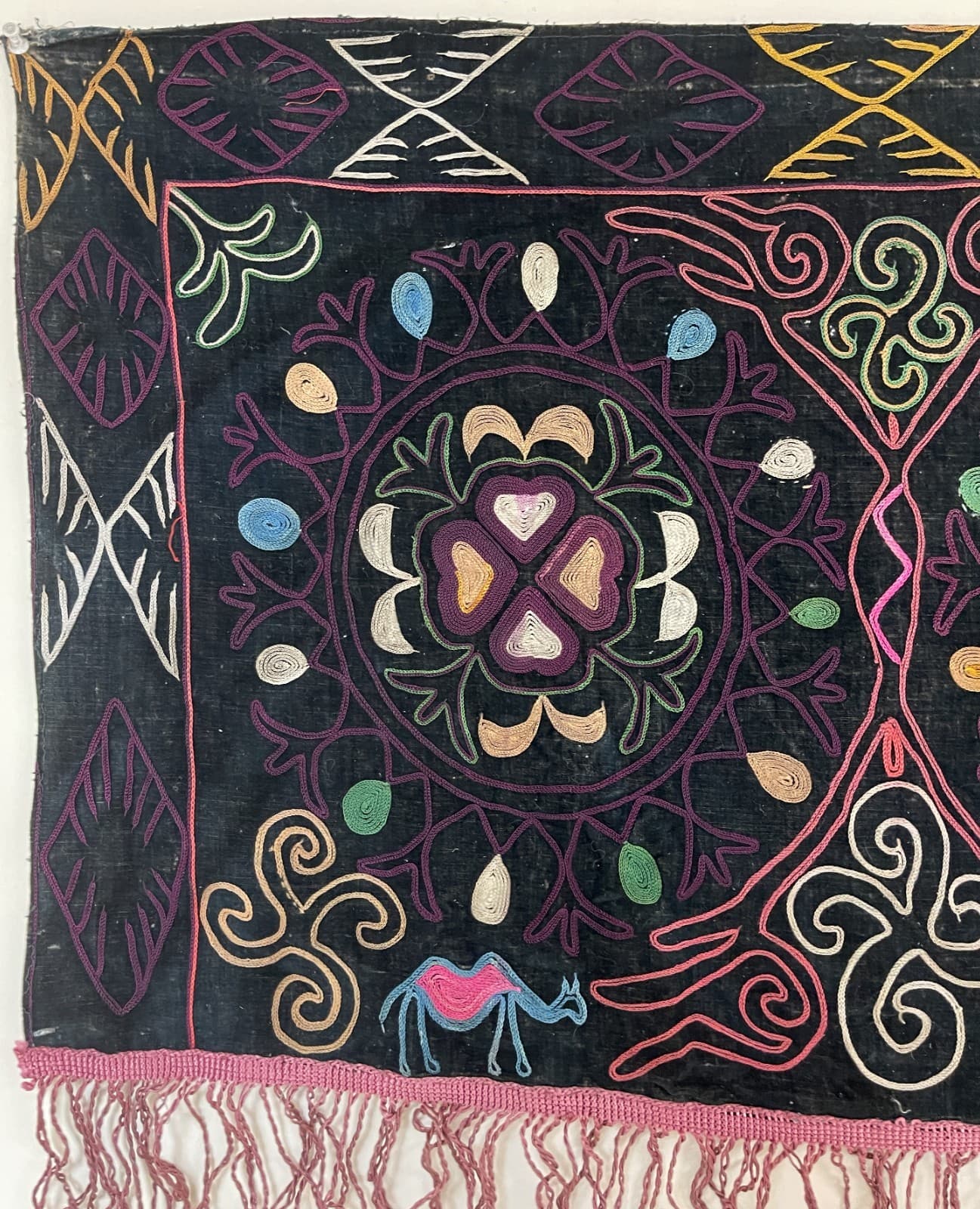 OLD CENTRAL ASIAN KYRGYZ SILK EMBROIDERY WALL DECORATION 4