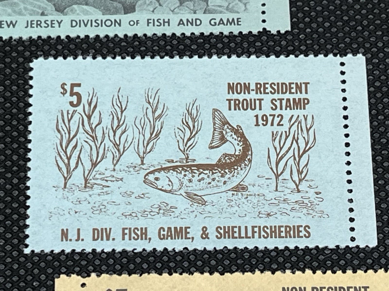 VINTAGE LOT OF 8 NEW JERSEY NON-RESIDENT TROUT STAMPS MNH Set #4 6