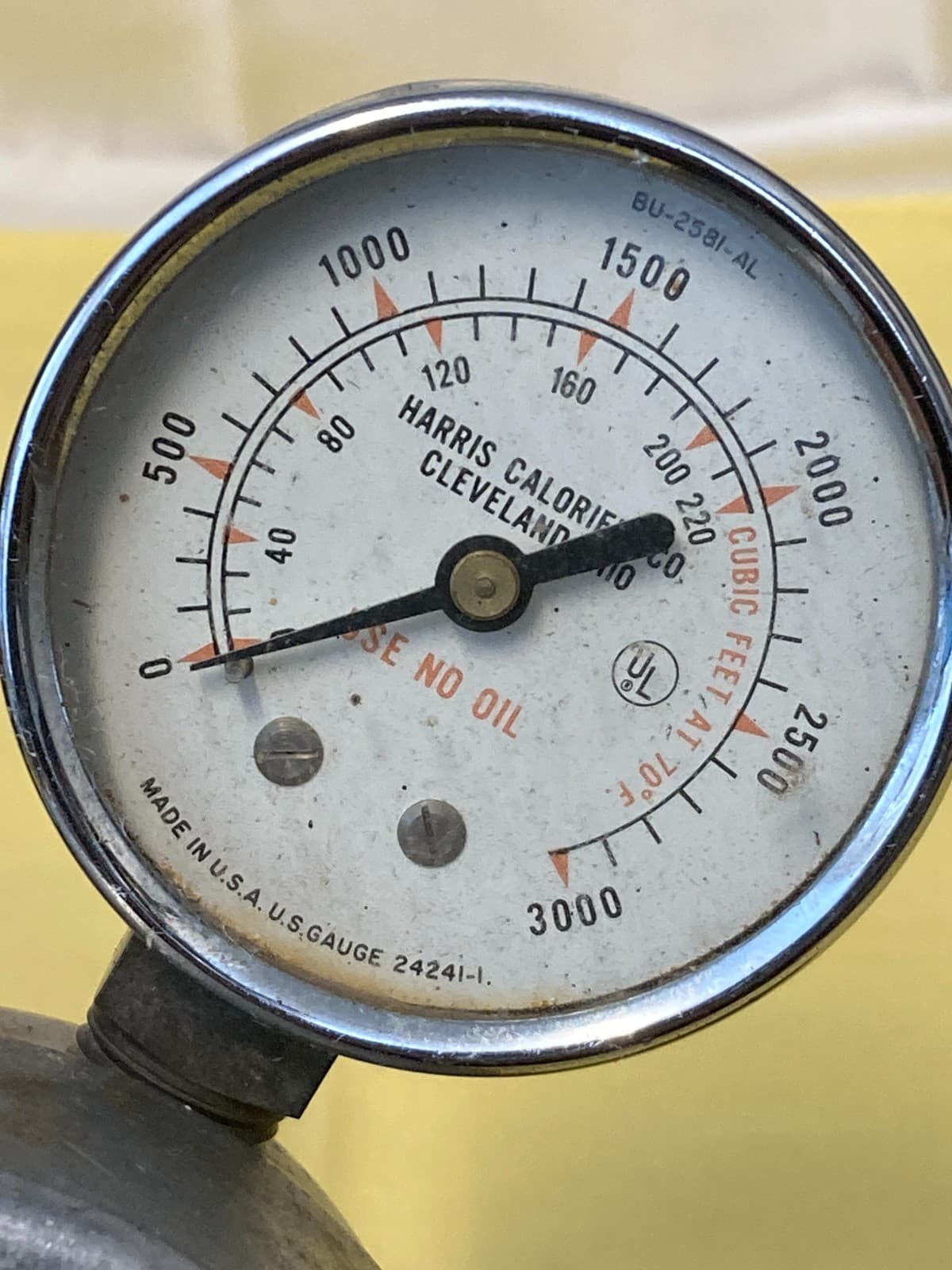 Vintage Harris compressed dual gas regulator Model 25-80 3