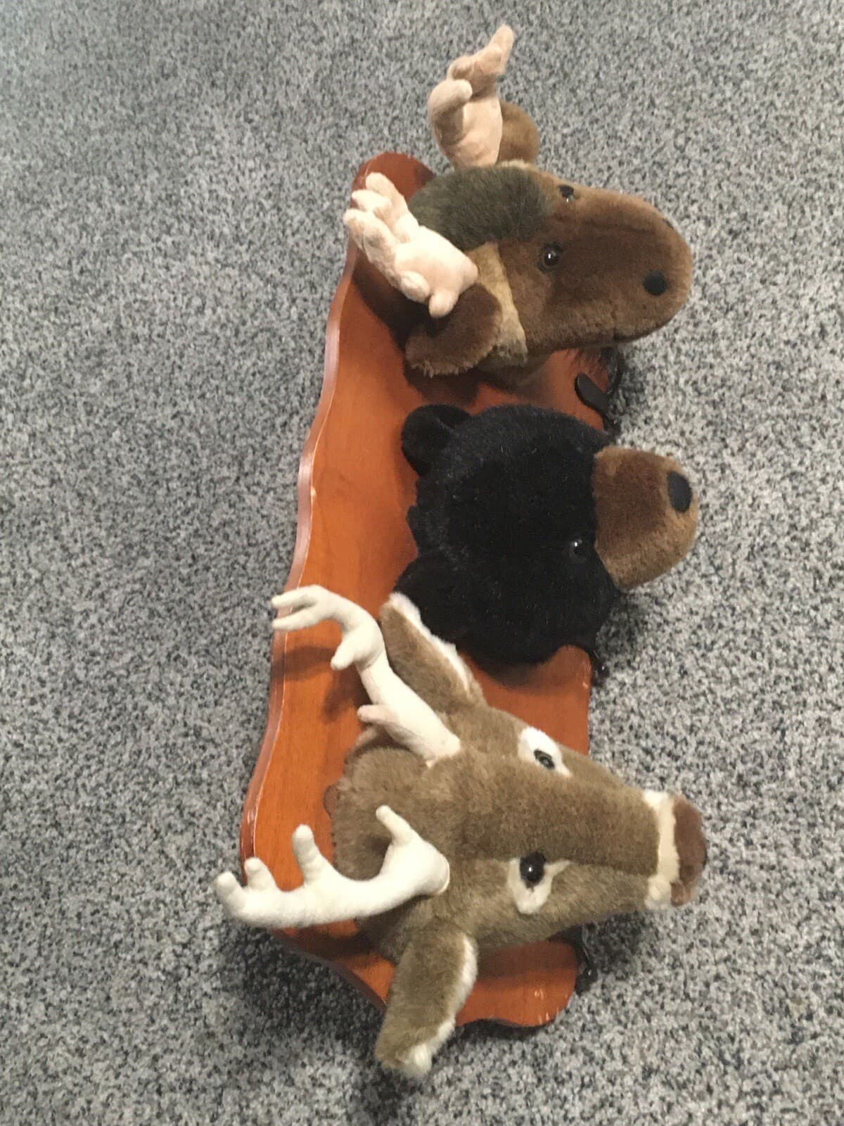 EUC Plushy Animal Trophy Hunt Coat Rack Deer Bear Moose Kid Room Hunting 3
